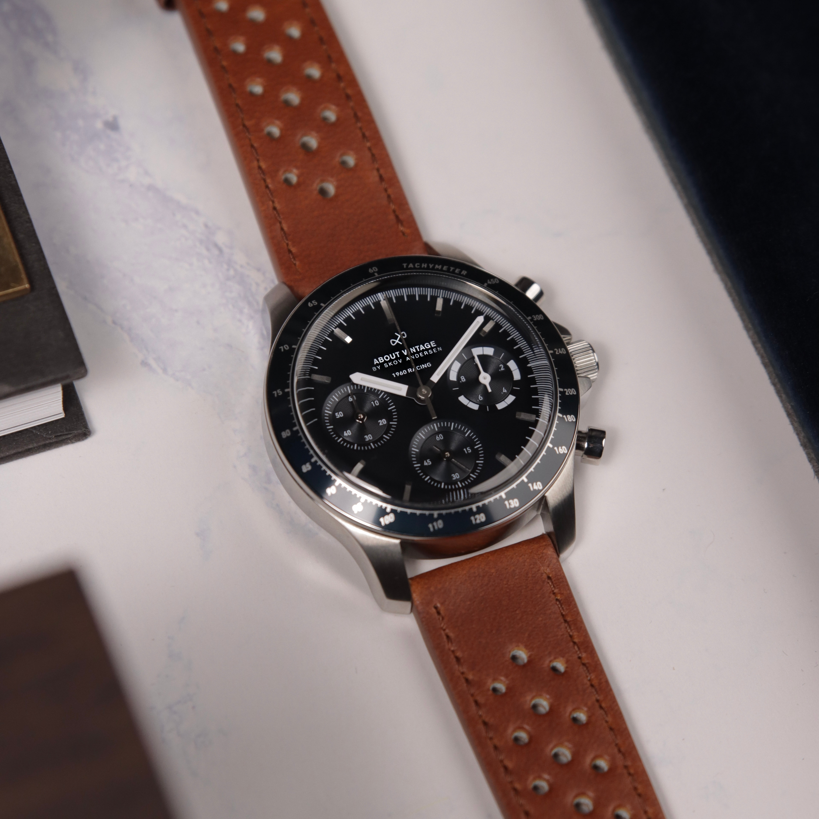 1960 Racing Chronograph | Acier chirurgical & Bleu de Minuit - 5