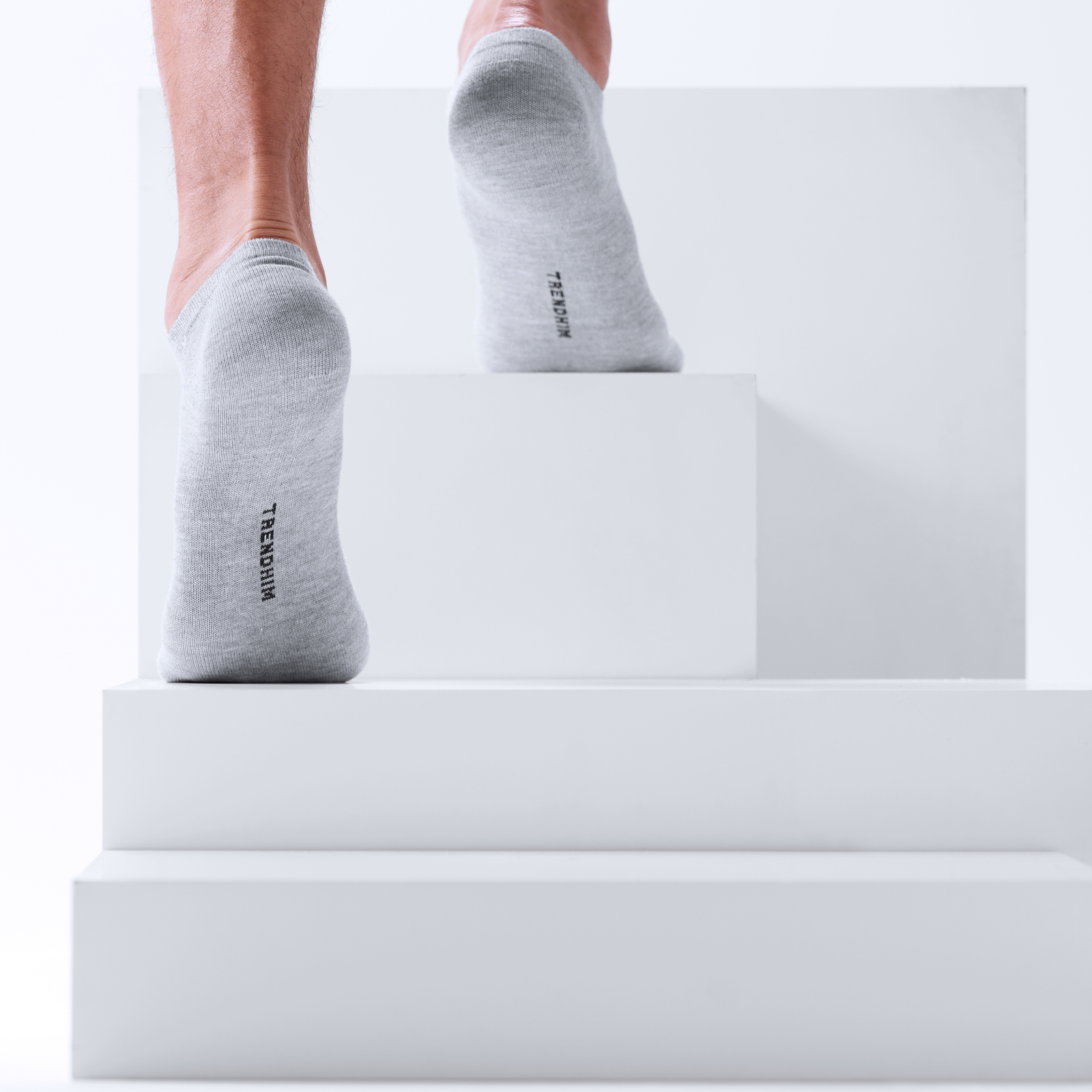 FreeFeel | Paquete de 6 calcetines tobilleros de bambú | 2 blancos, 2 azules cielo y 2 grises claros - 4