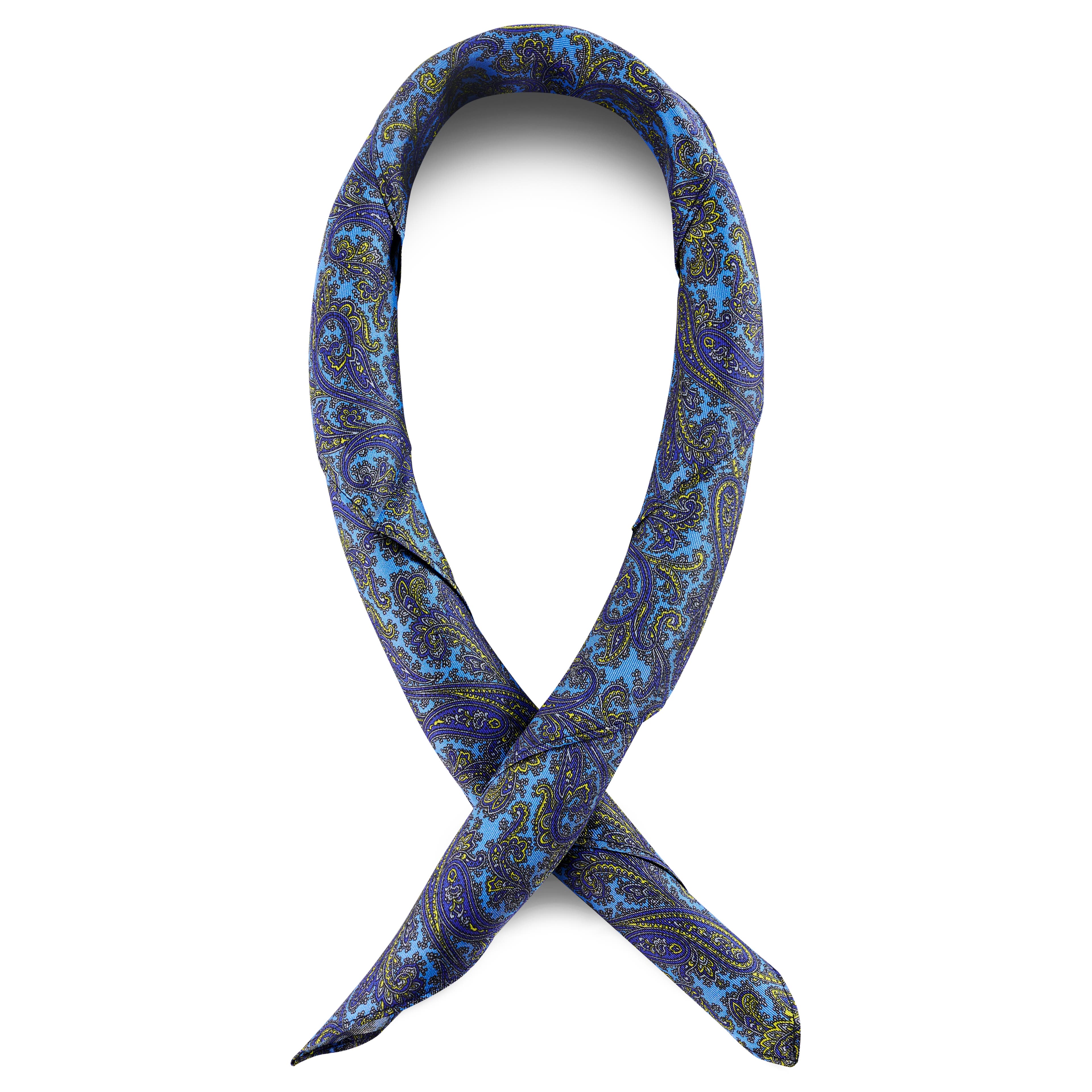 Foulard en soie à motif cachemire bleu clair et doré Foulard en soie à motif cachemire bleu clair et doré
