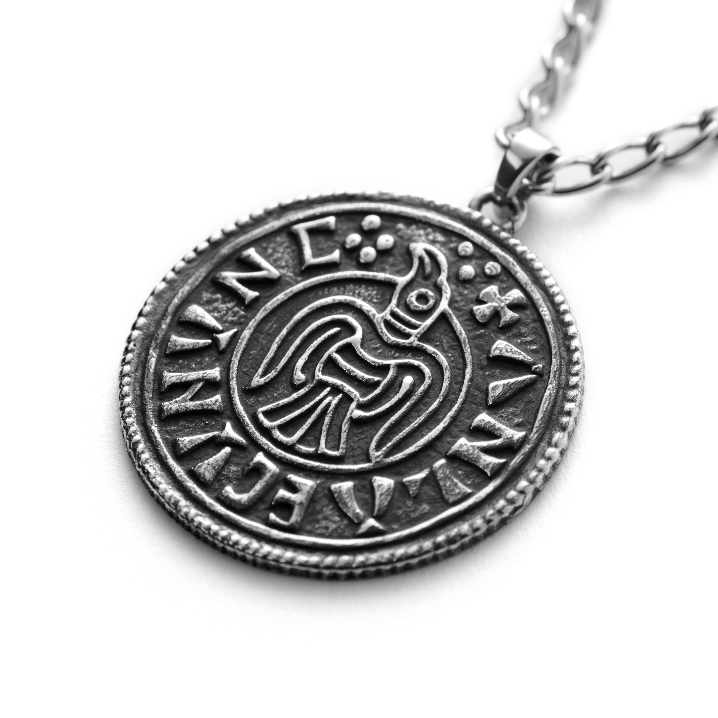 Lee melnas un sudraba krāsas Makt kulons - 2