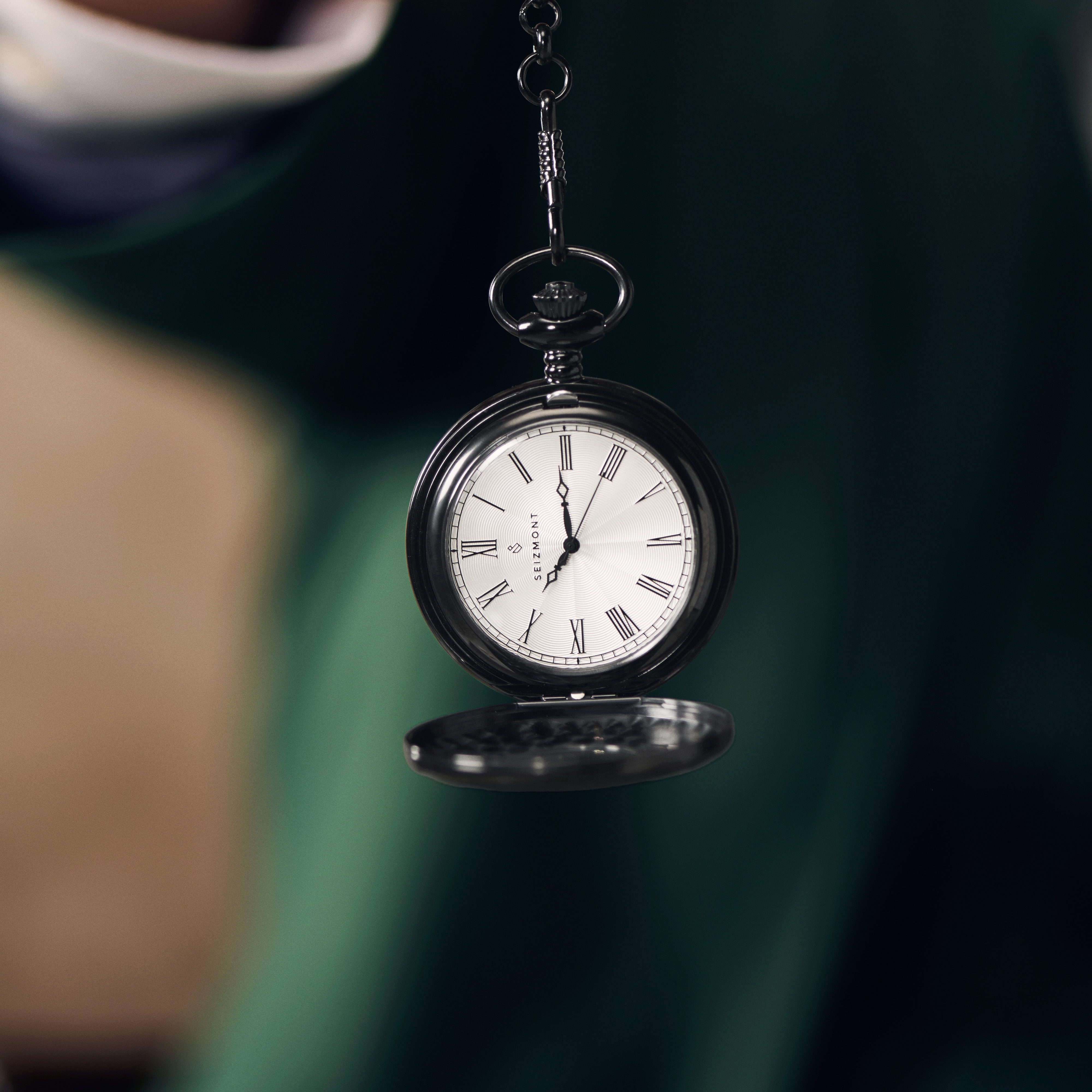 Altair | Fekete, félig fedett zsebóra - 2