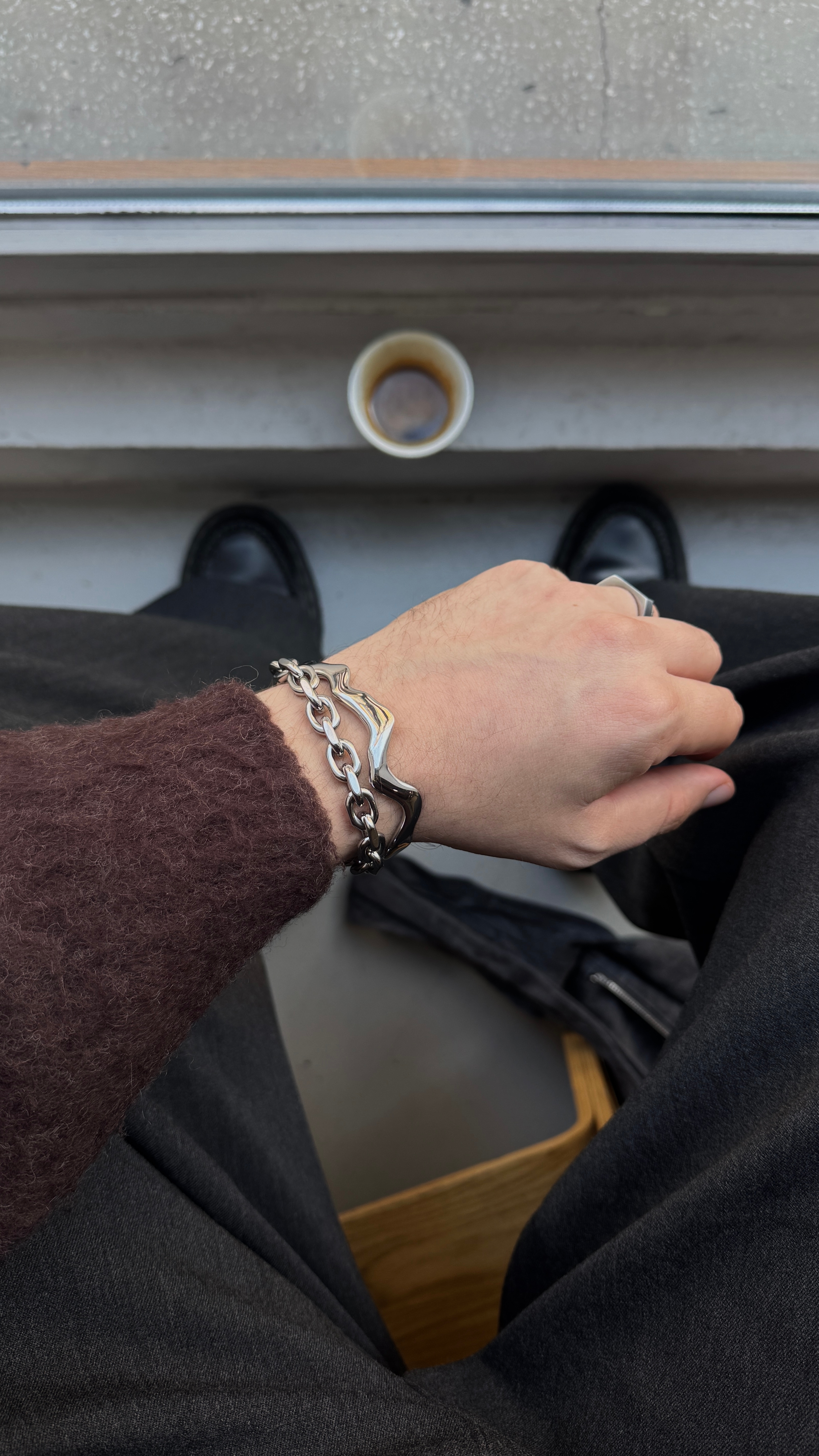New Classics | Sølvtonet armbånd med O-lenke og T-lås i rustfritt stål - 4