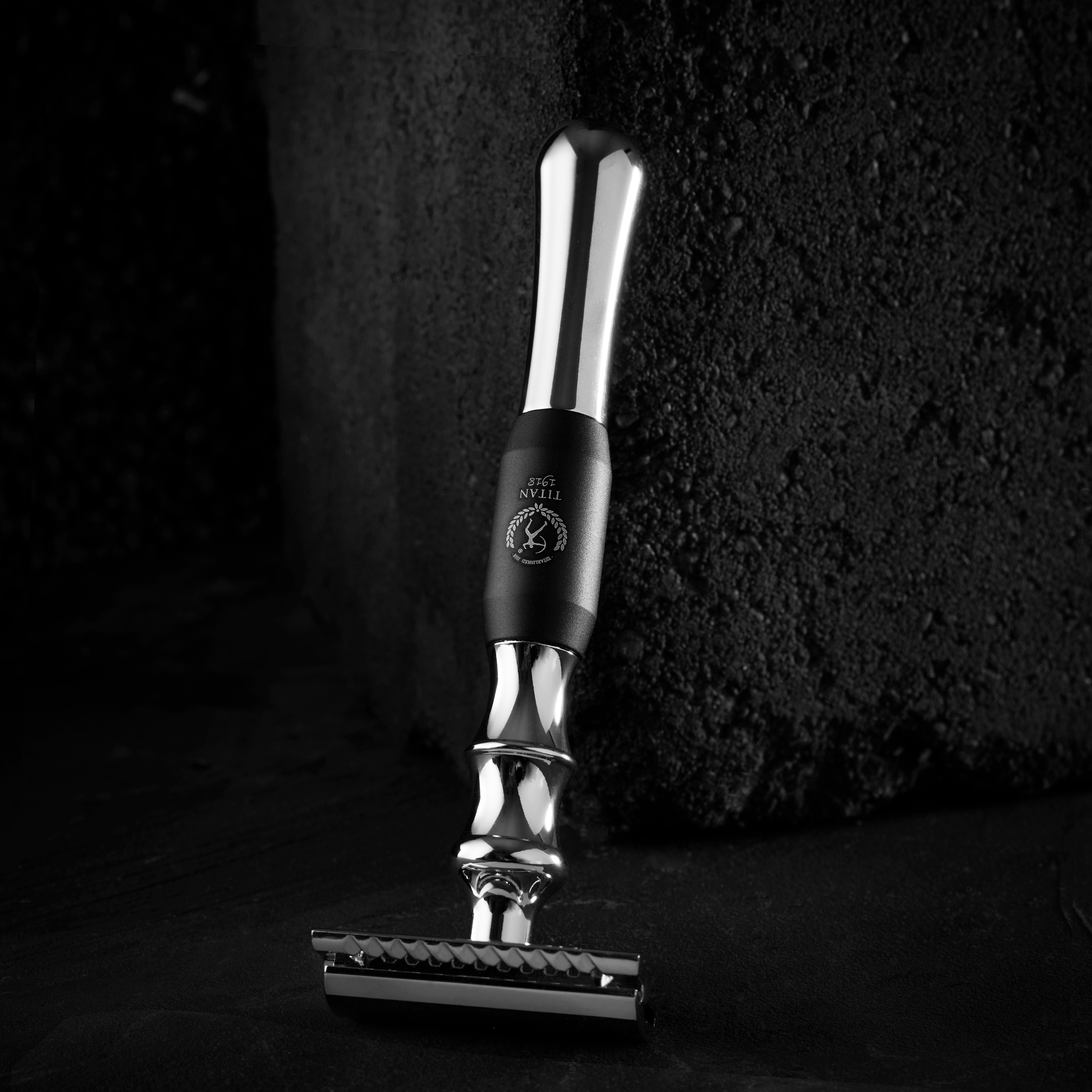 Rasoio di sicurezza nero e argento - 4