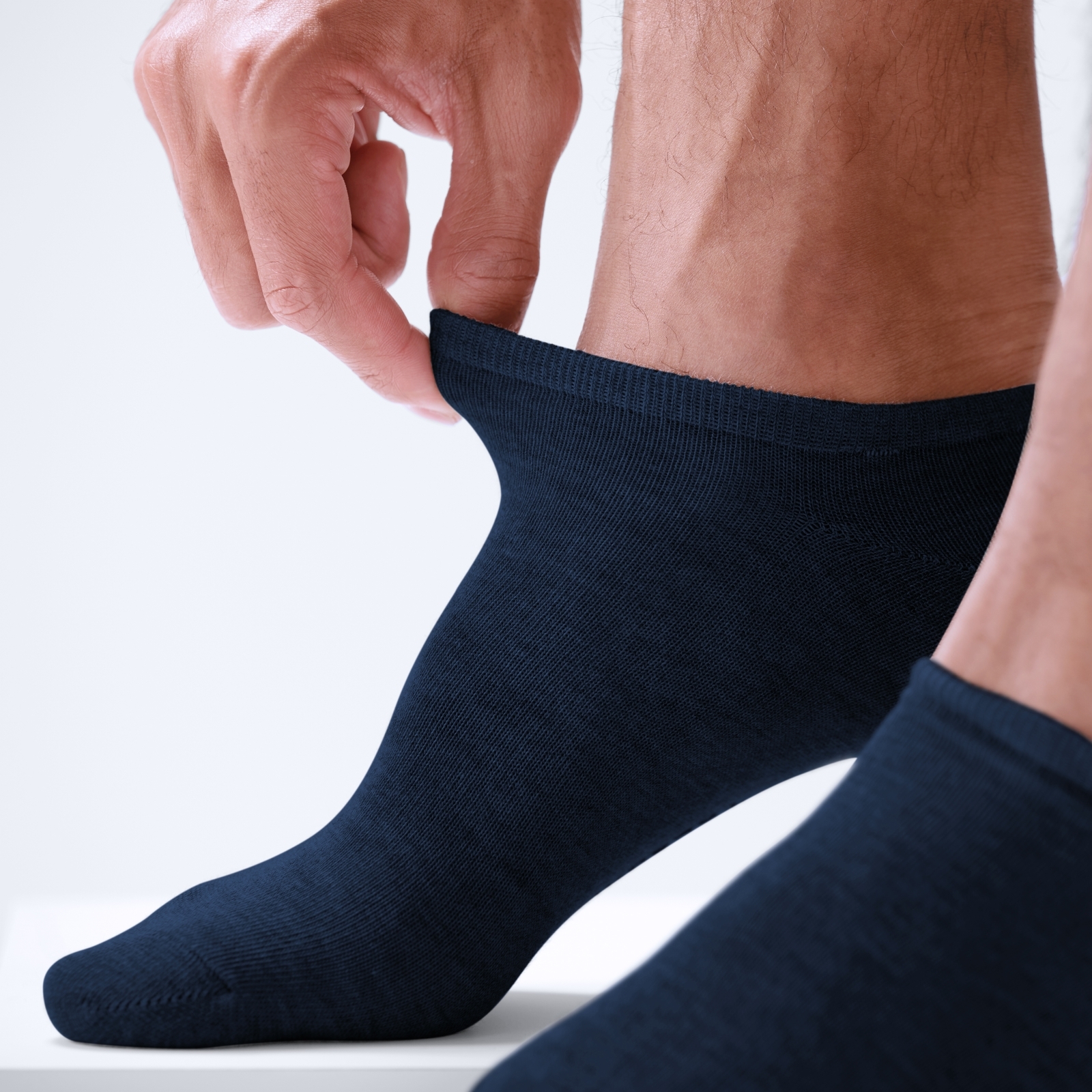 FreeFeel | Lot de 3 paires de socquettes en bambou | noir, bleu royal, vert olive - 4