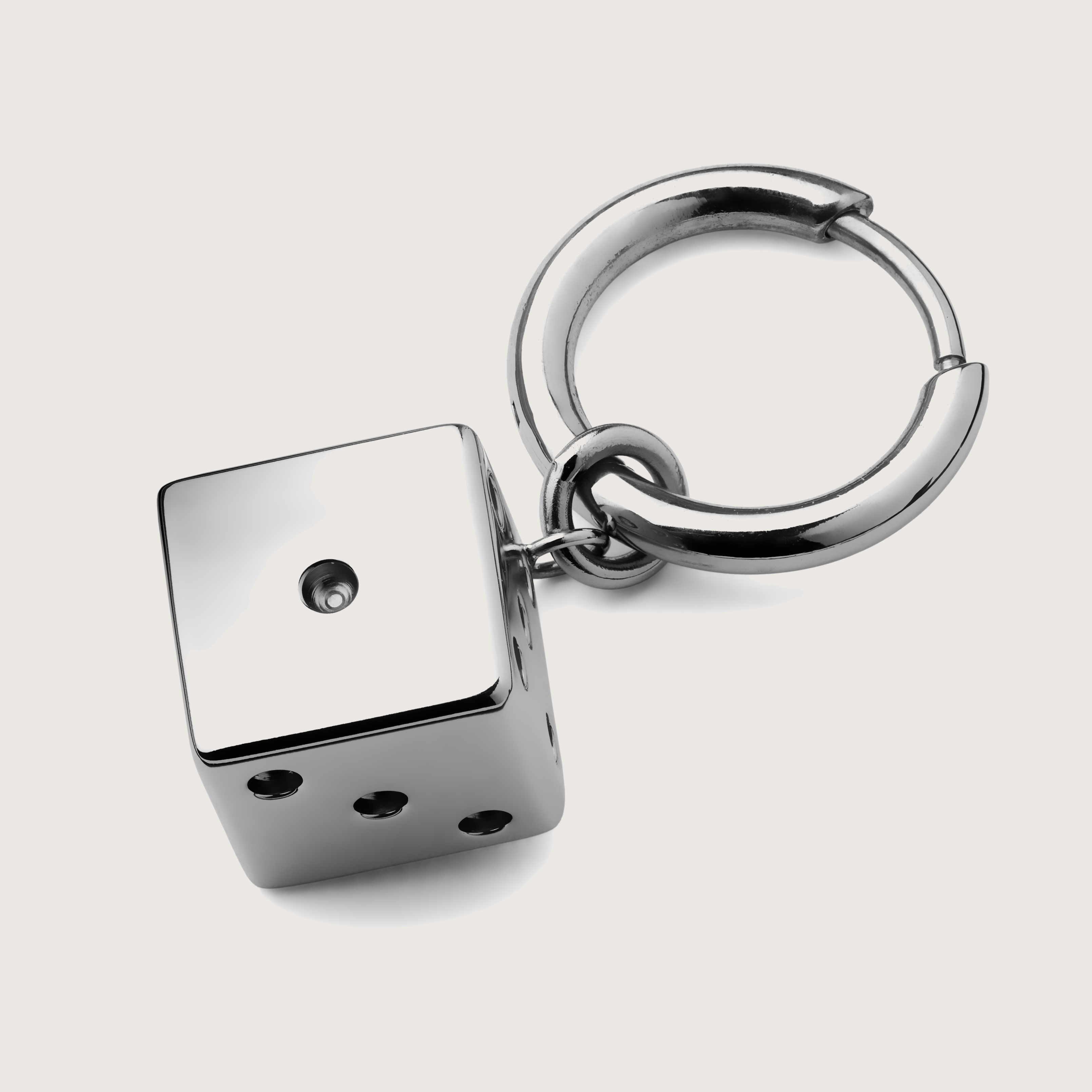 Orecchini A Cerchio Uomo In Titanio, Chiusura A Scatto, Finitura Spazzolata Opaca - Elma Jewellery