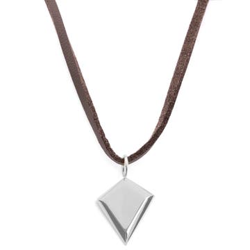 Kožený náhrdelník hrot šípu ve stříbrné barvě
