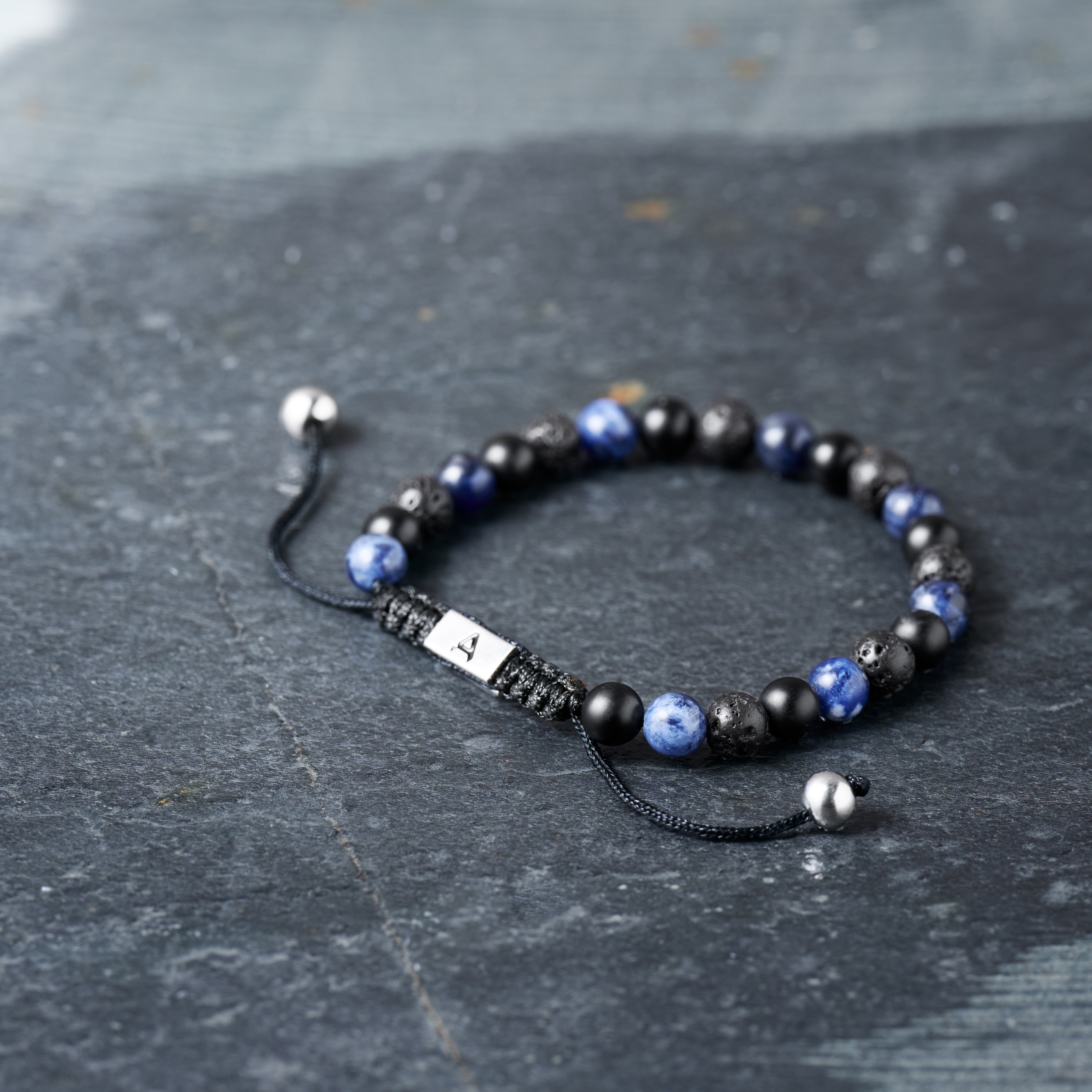Sanatio 6 mm náramok z lávových kameňov, sodalitu a ónyxu - 2