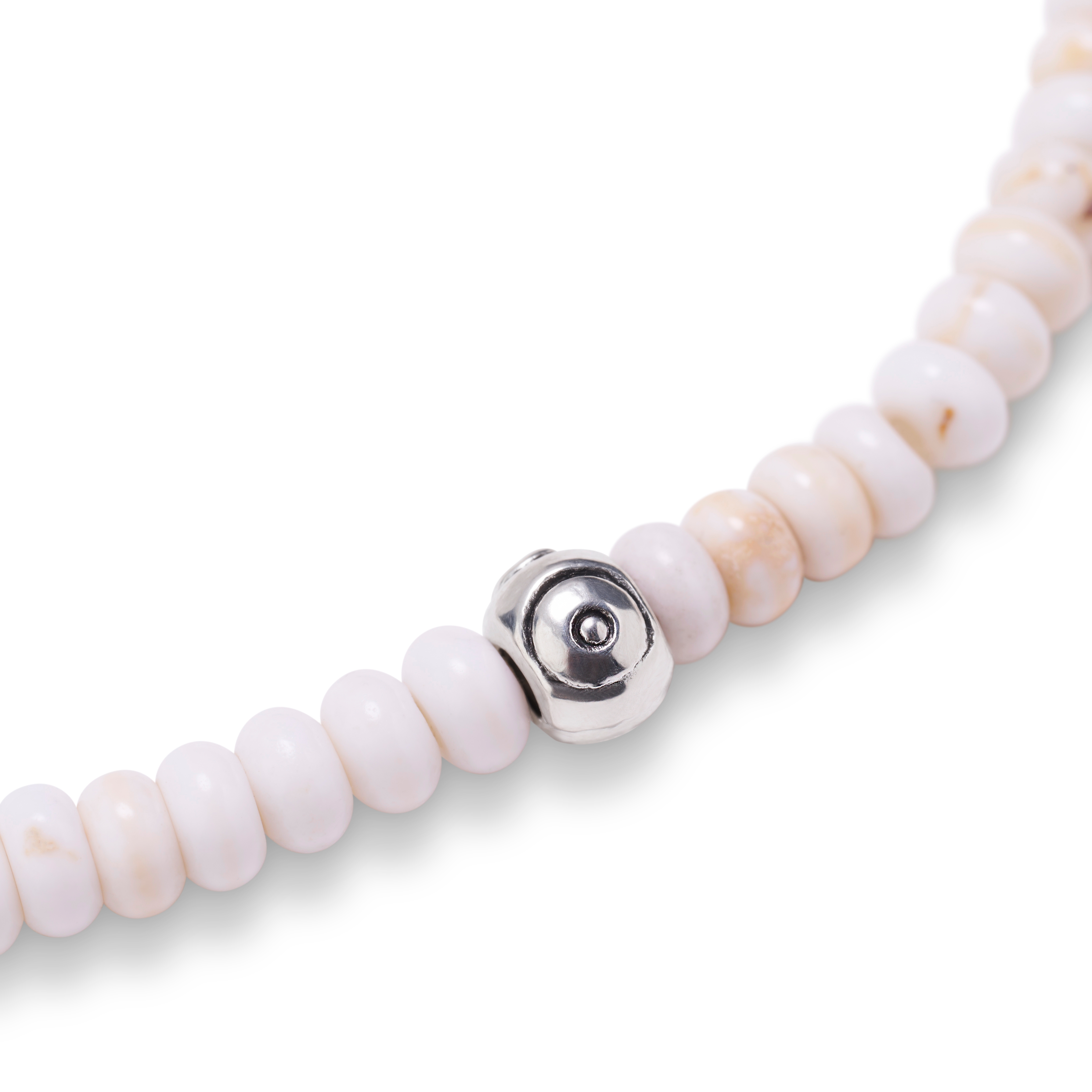 Amalfi | Гривна с мъниста от бял камък - 2