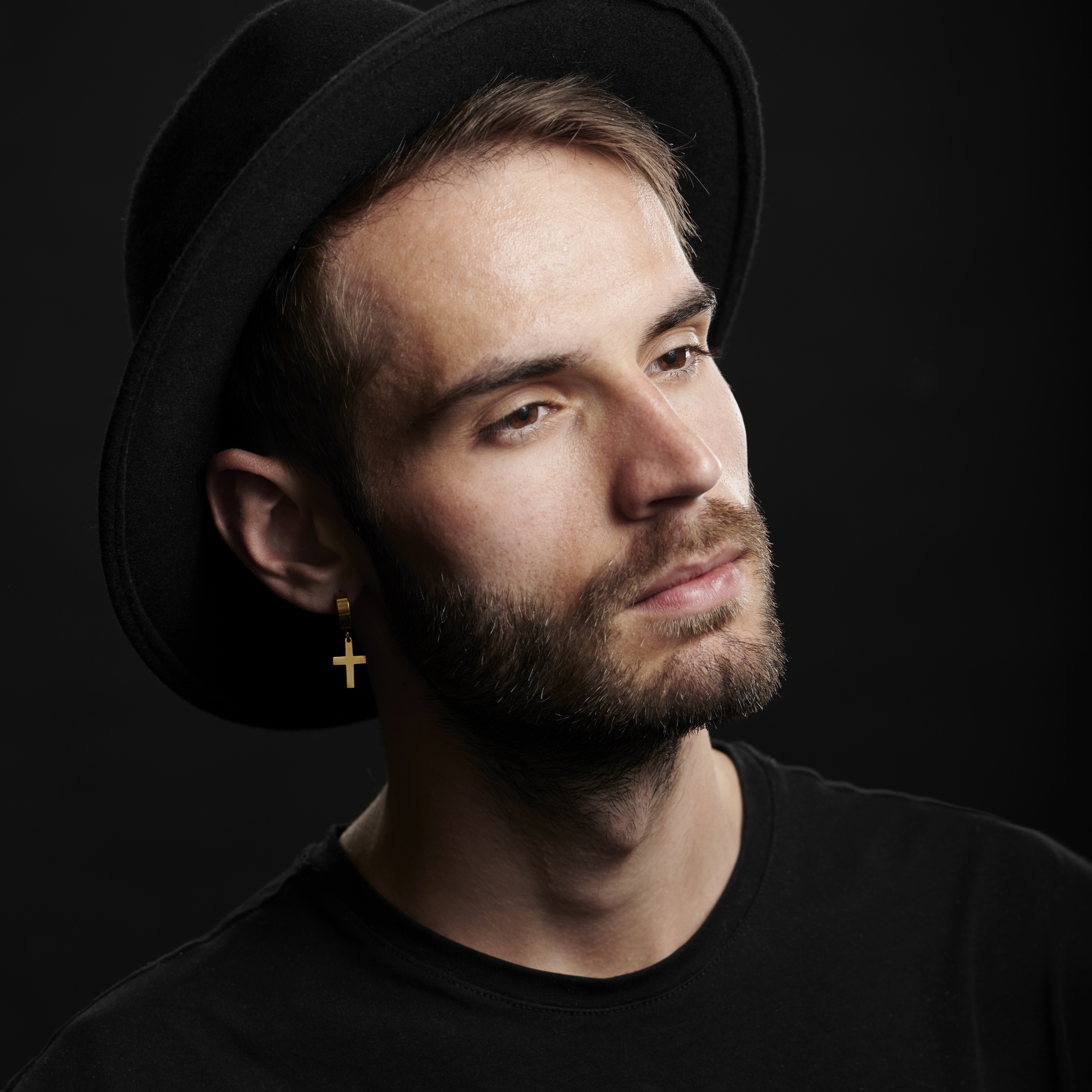 Guldfärgat Kors & Ring Örhänge - 5