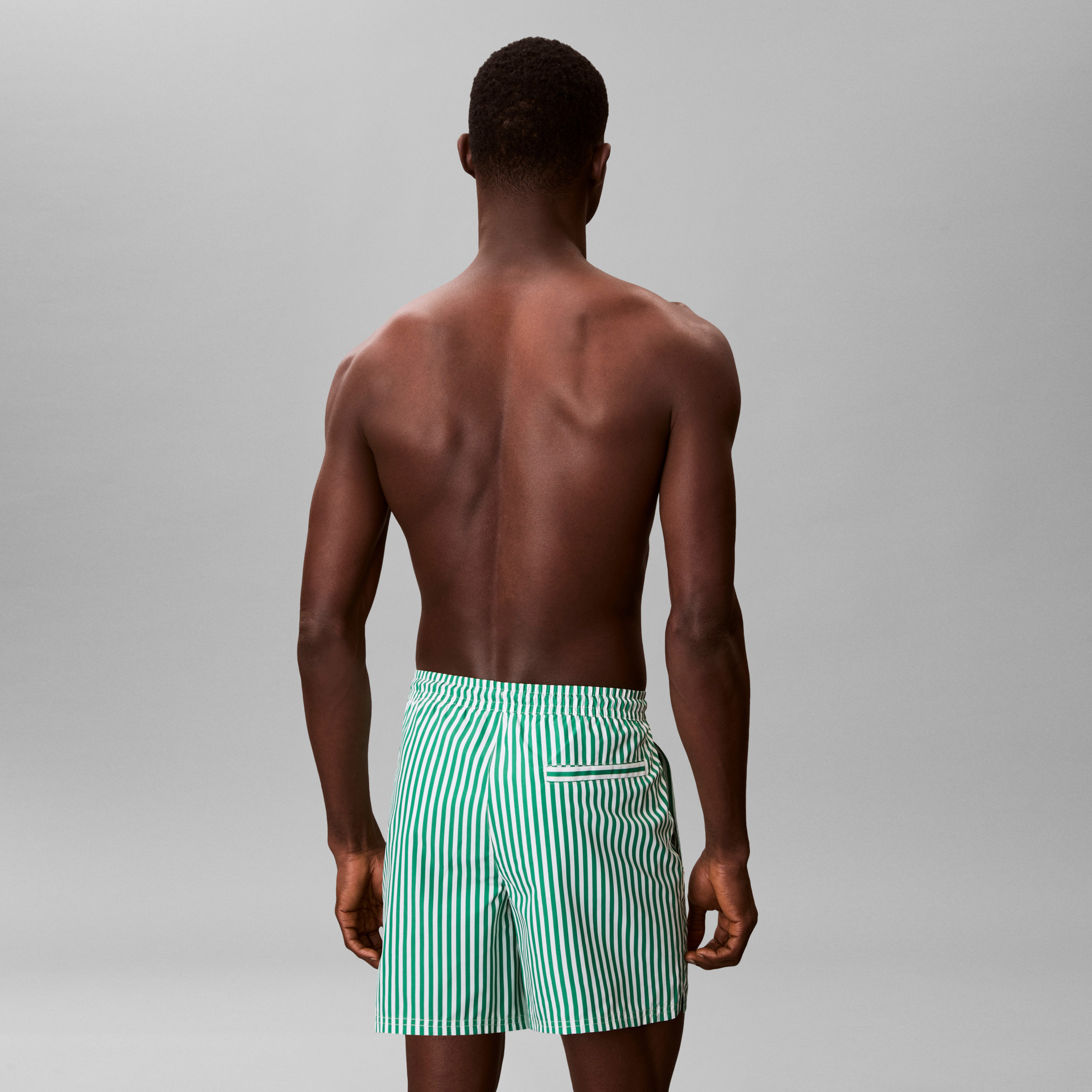 Calvin Klein | Zelené pruhované plavkové šortky - 4
