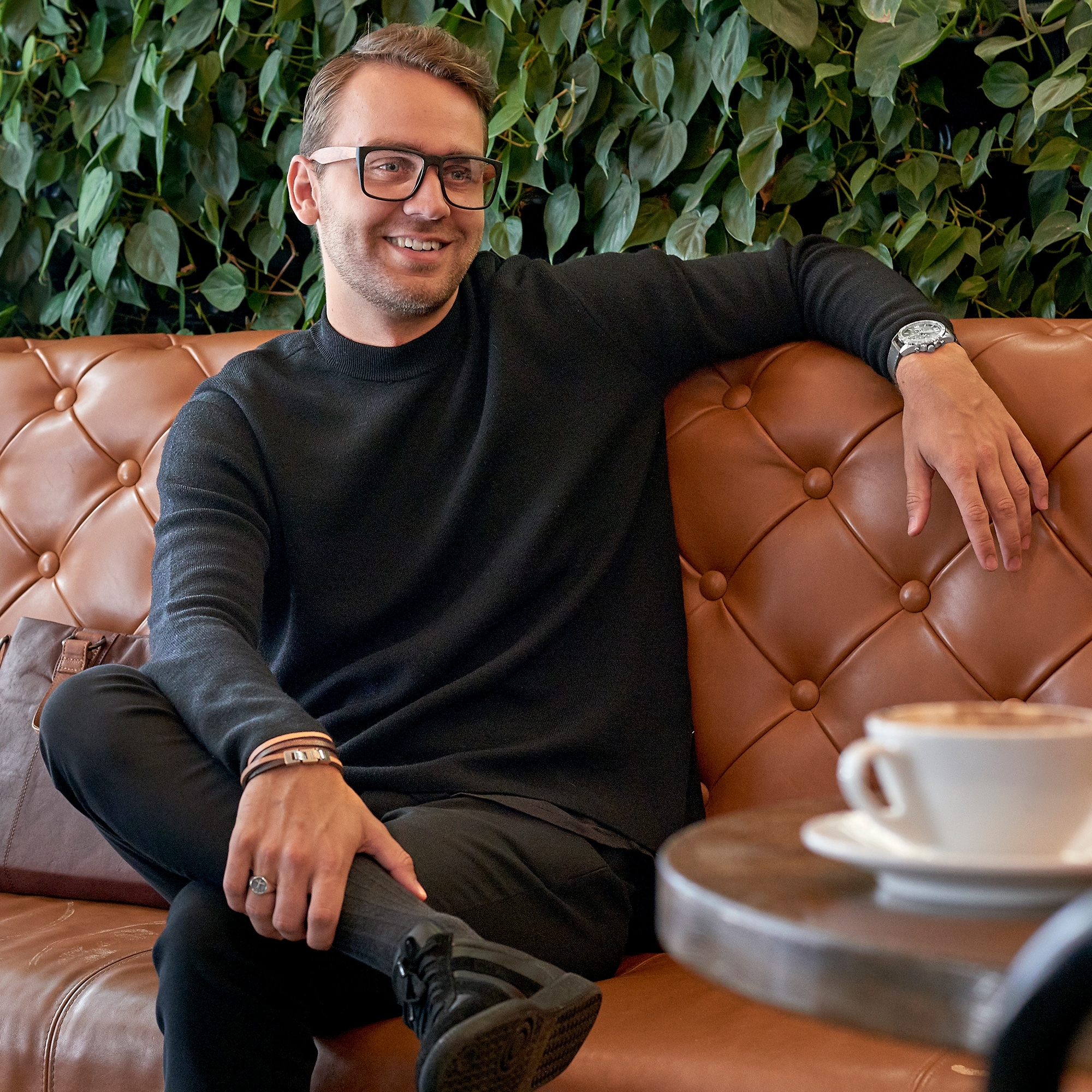 Oranžové brýle imitace dřeva - 5