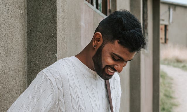 Ready for an earring but not quite sure where to begin? We explore the most important aspects of men's earrings and cover topics from styles to fasteners to how to wear an earring.