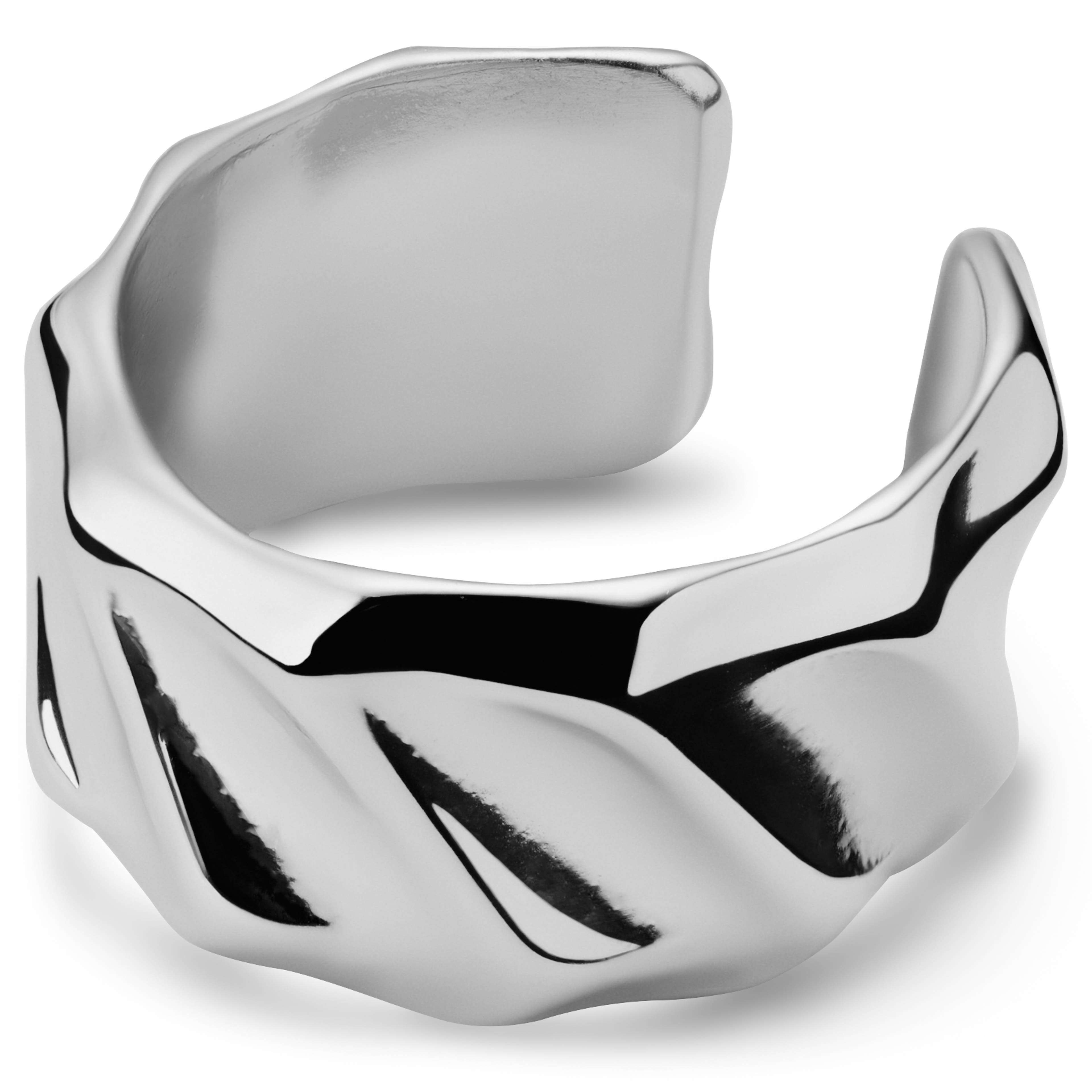 Helix | Orecchino ear cuff contorto color argento da 8 mm
