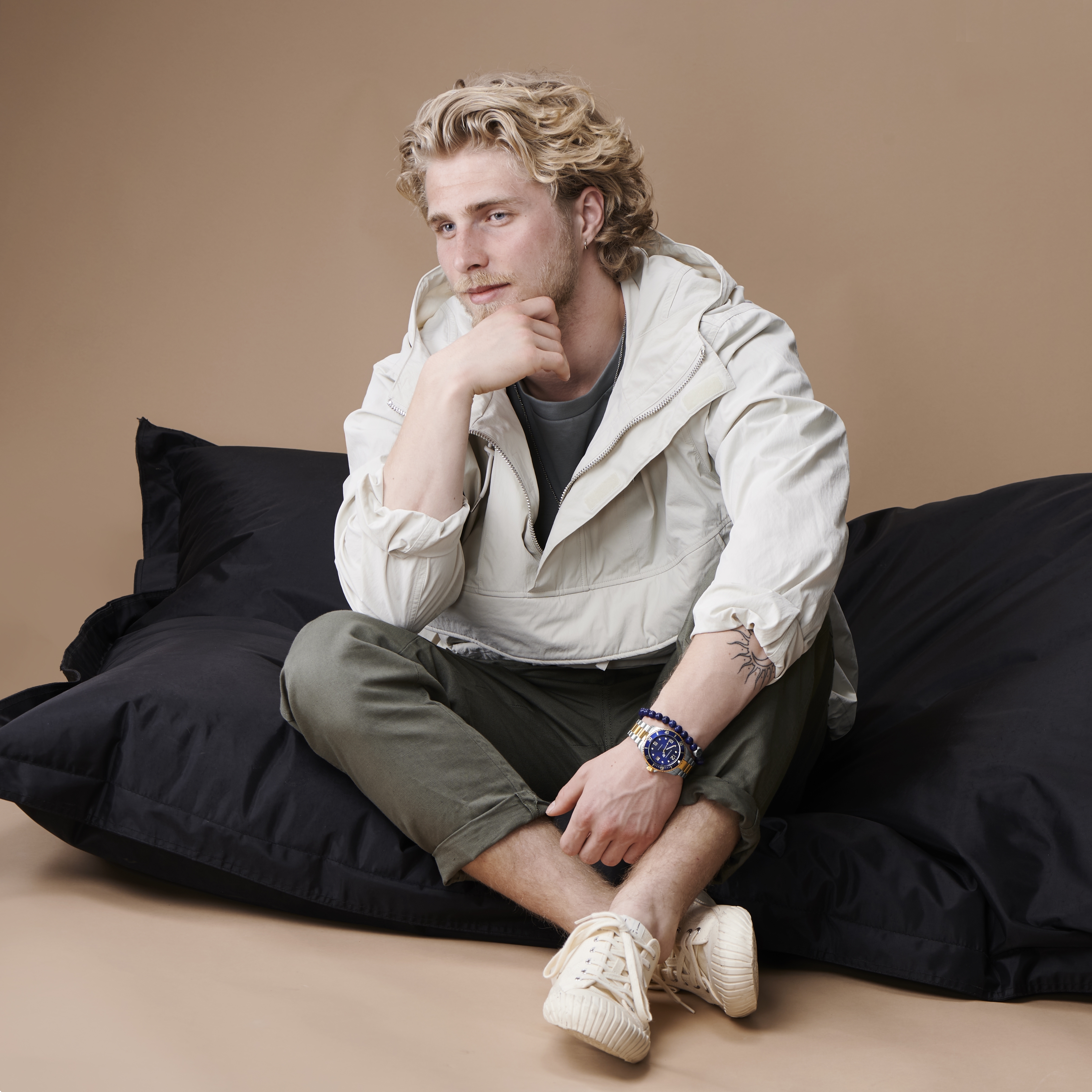 David Tide Watch & Dark-Blue Agate Stone Bracelet Set  - 4