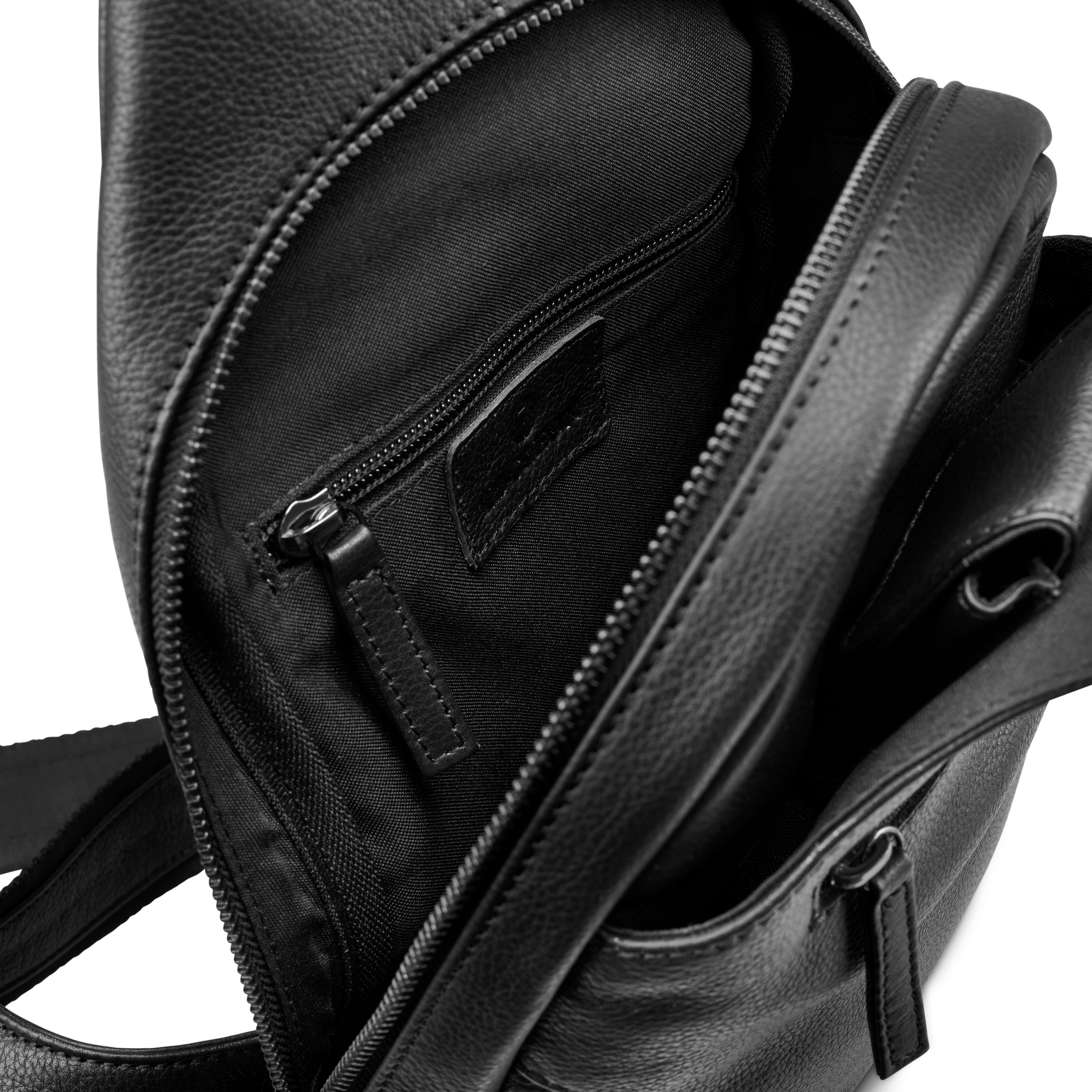 Schwarze Schultertasche aus Vollnarbenleder - 6