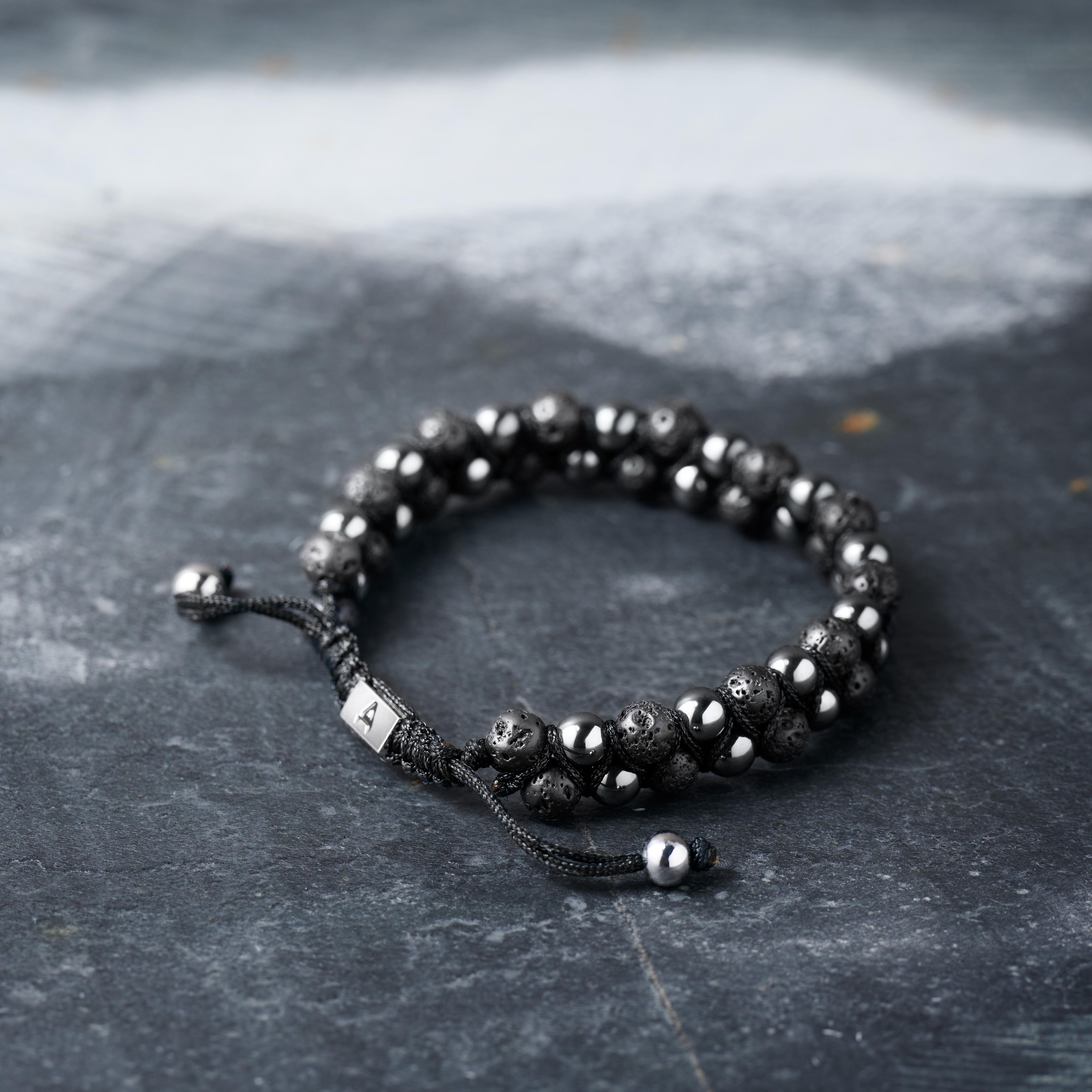 Sanatio Dubbelradigt Armband med Hematit och Lavasten - 8