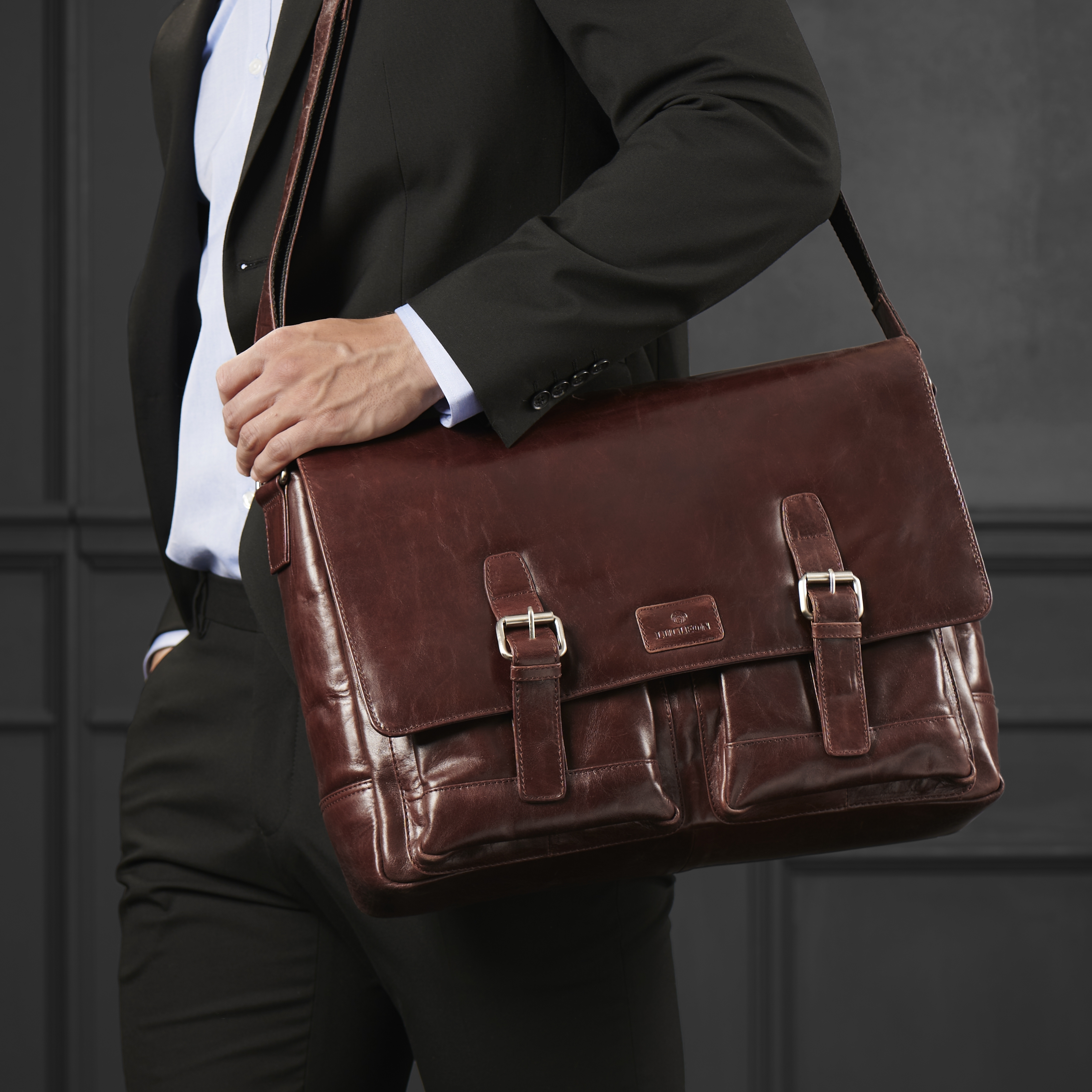 Sac Messenger Jasper en cuir marron  - 3