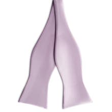 Nœuds papillon violets à nouer soi-même