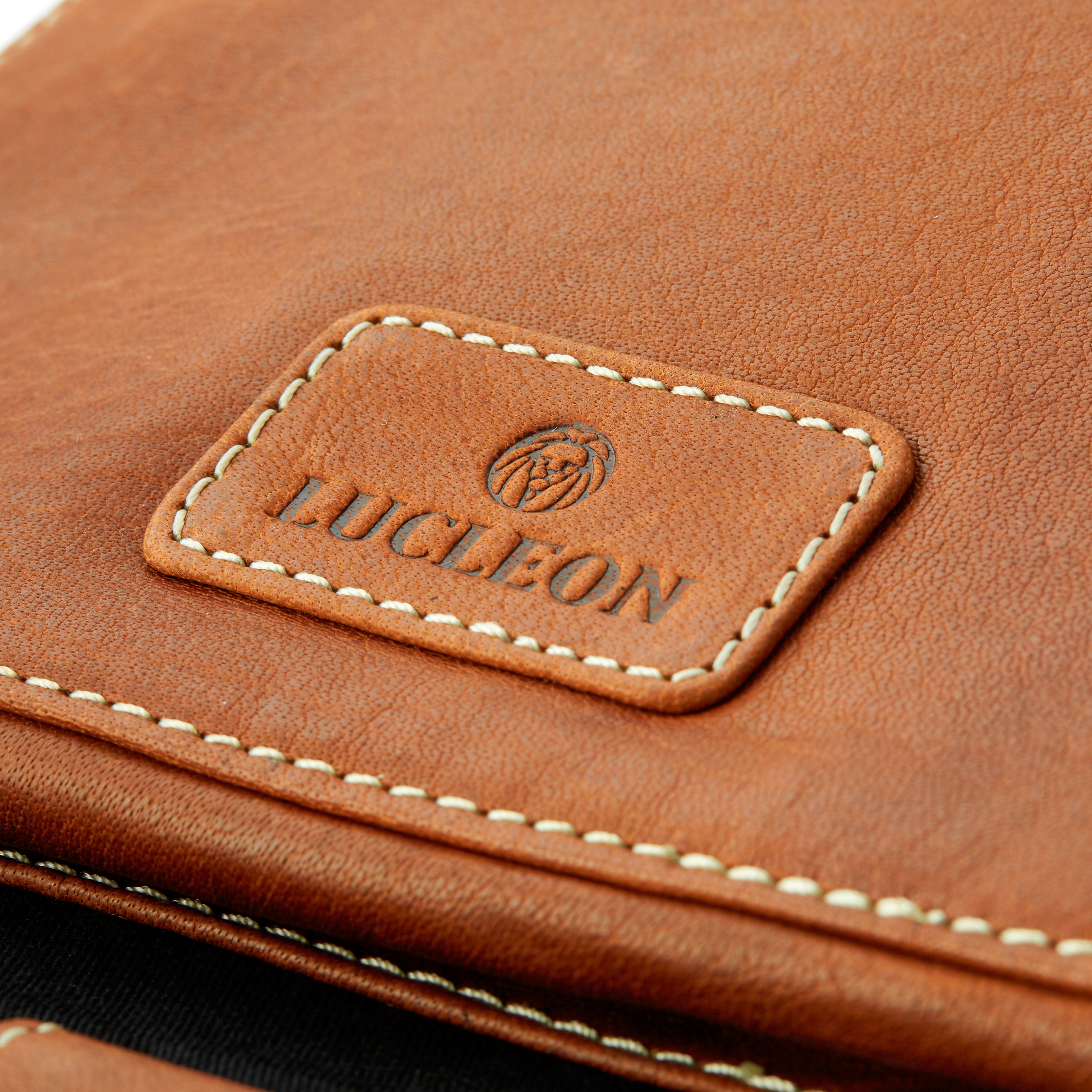 Kellanruskea Oxford-ripustettava toilettilaukku - 6