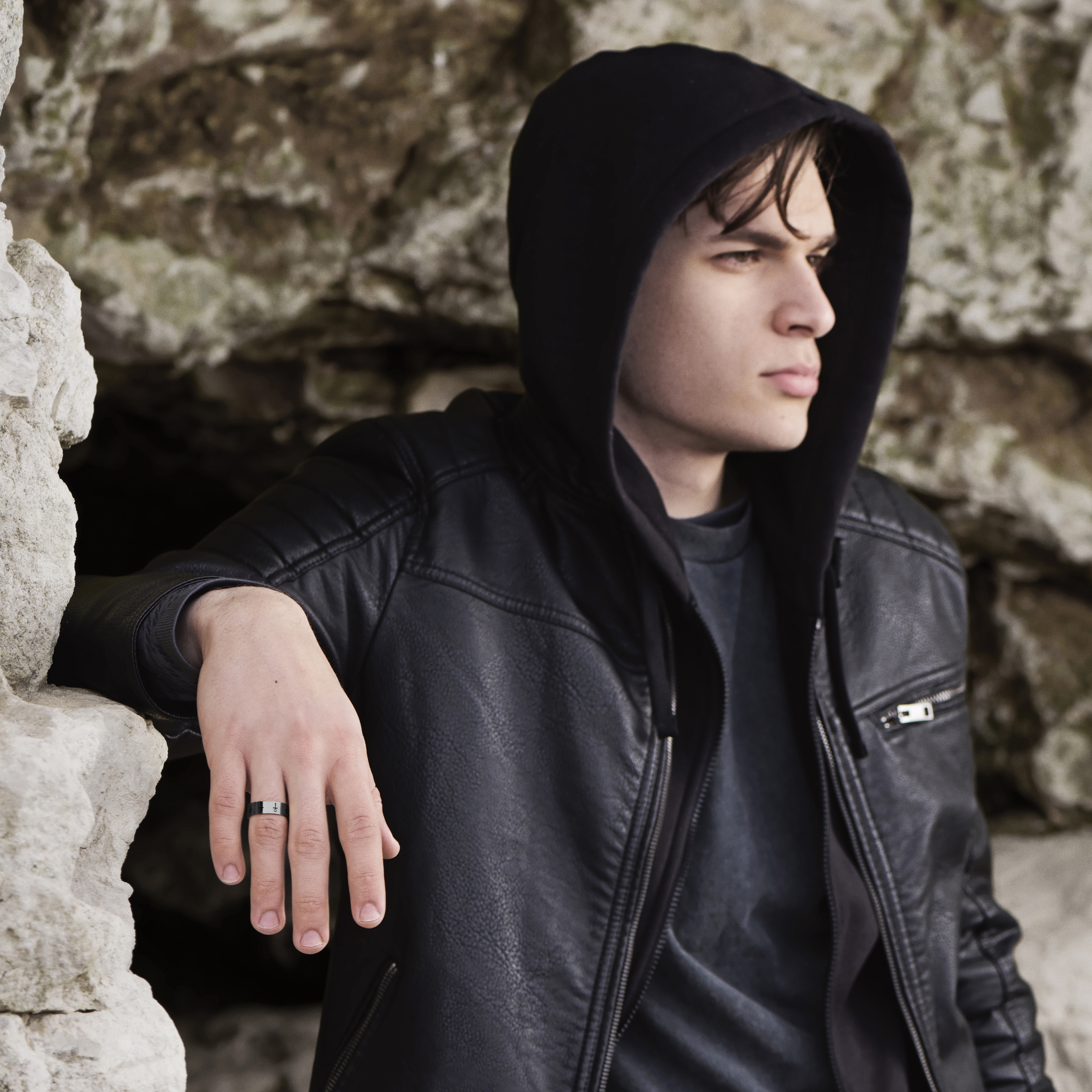 Črn prstan Ankh - 5