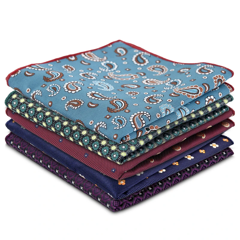 Conjunto de Lenços de Bolso Paisley e ás Bolinhas Conjunto de Lenços de Bolso Paisley e ás Bolinhas