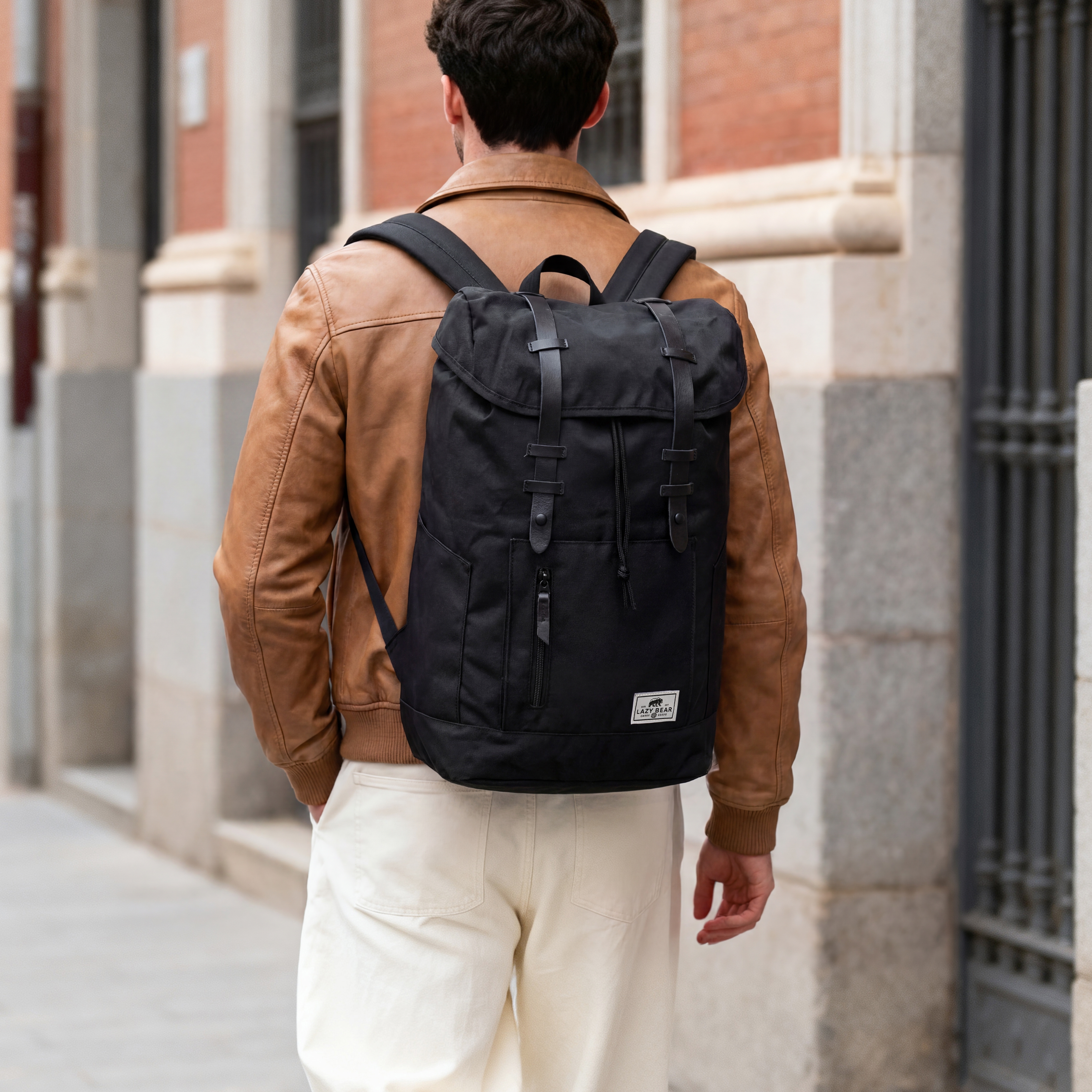 Lucas Schwarzer Rucksack - 3