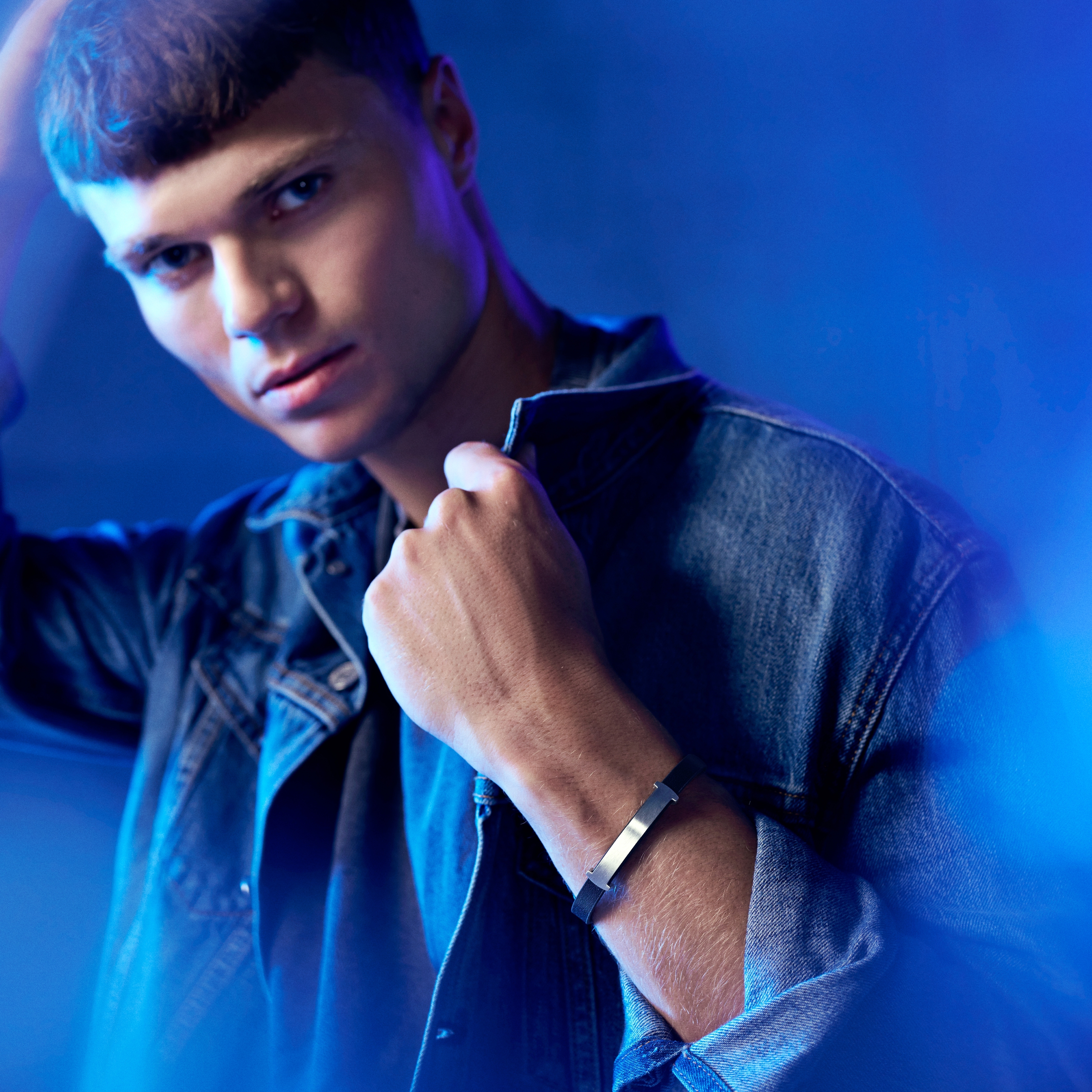 Nomen | Silverfärgat och Svart ID-armband i Läder - 3