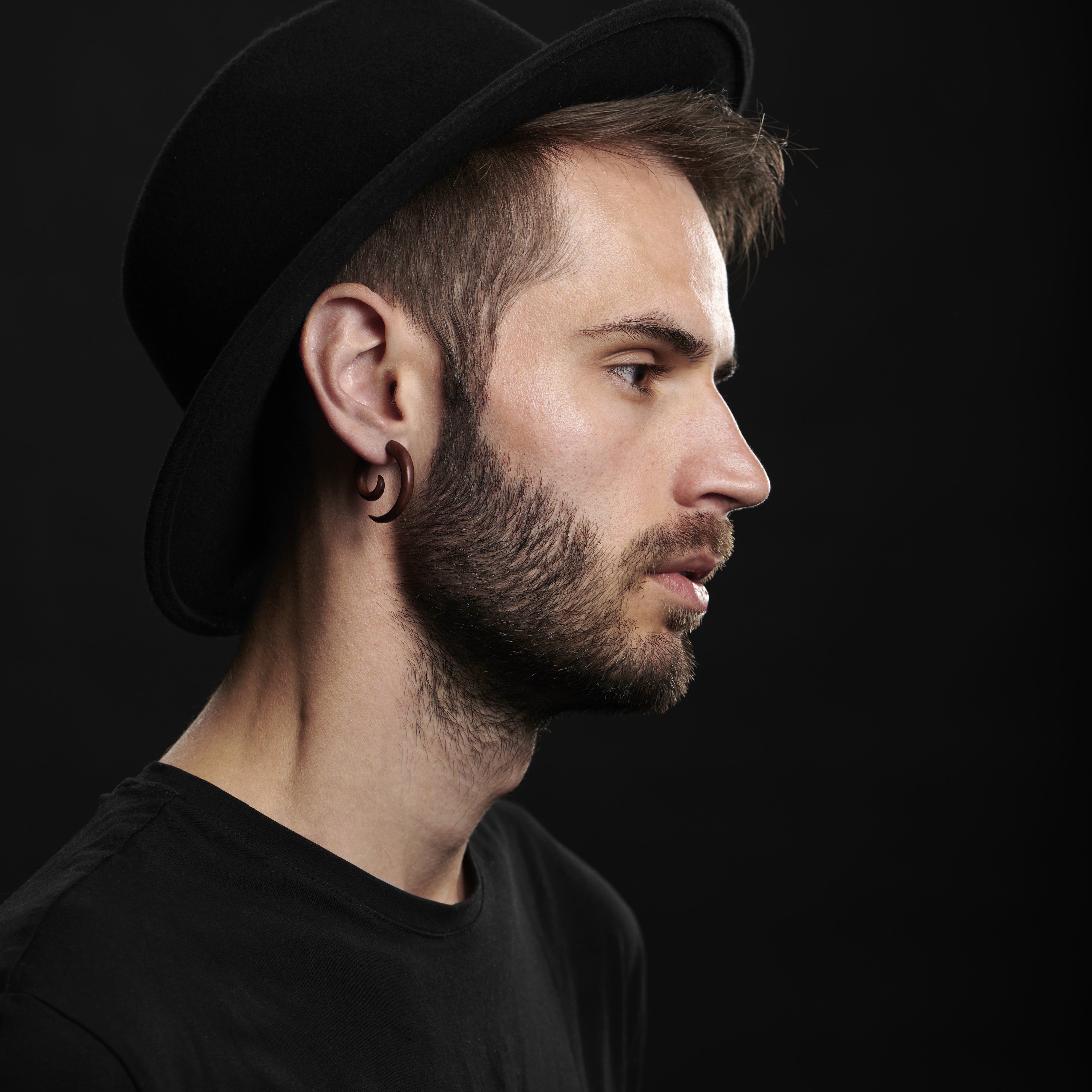 Kleine bruine spiraalplug - 4