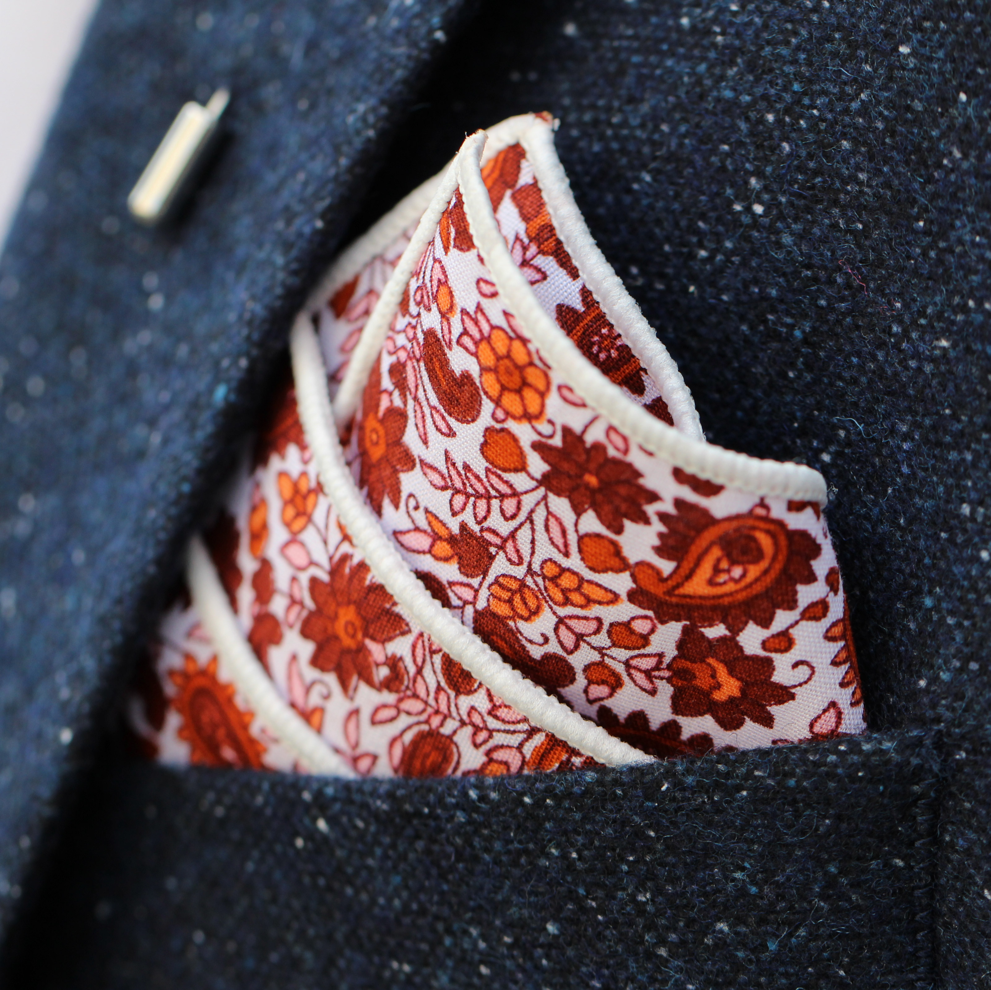 Einstecktuch aus Baumwolle mit Blumenmotiv - 3