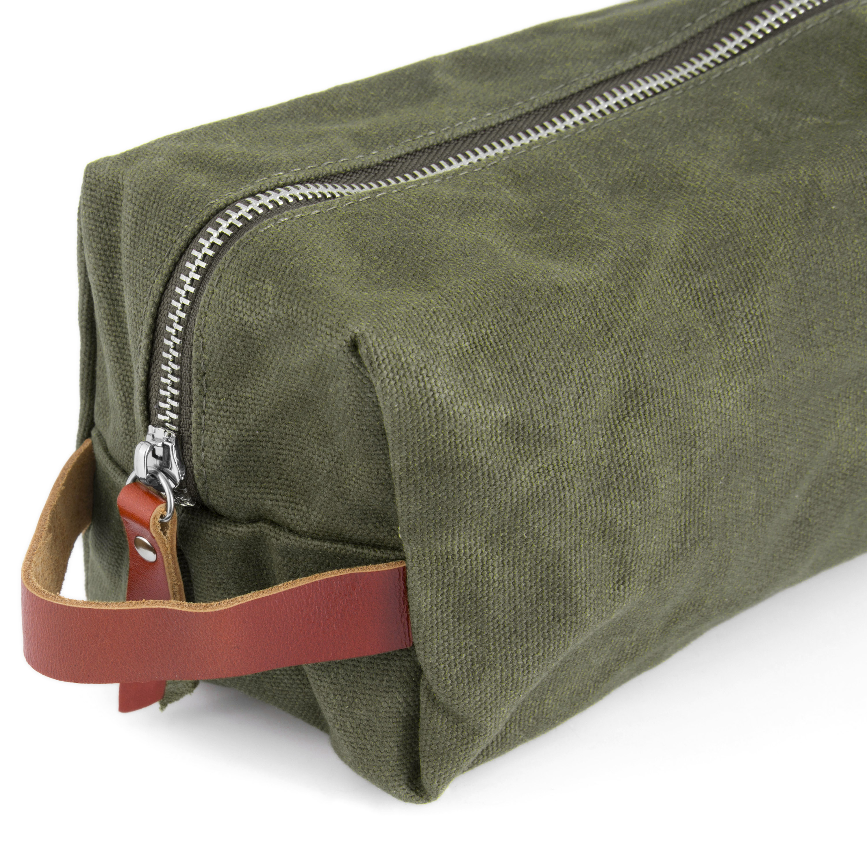 Geantă de baie din pânză cerată verde oliv Finch - 7