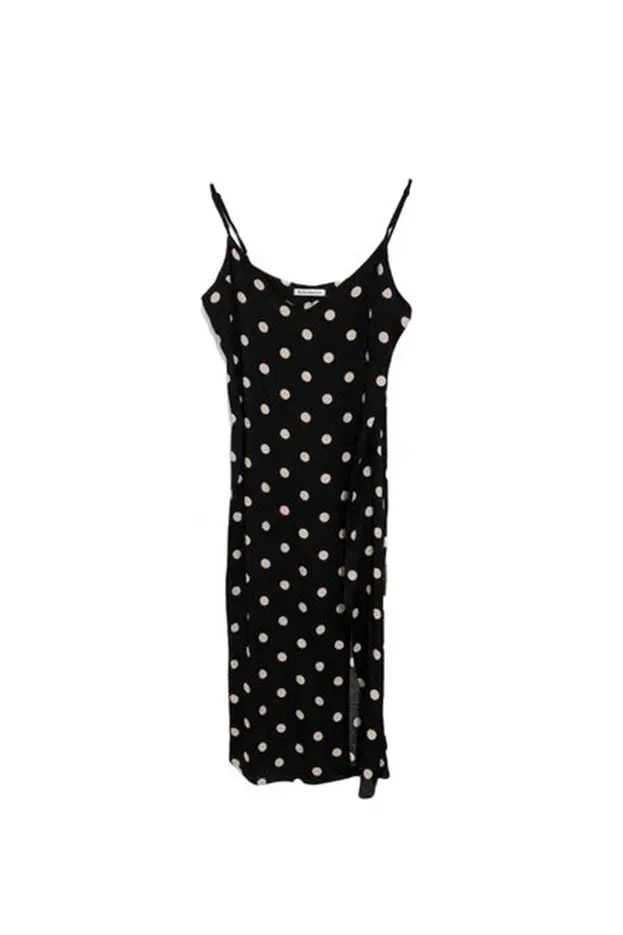 Why the Slip Dress Became a '90s Favourite - Vestiaire Collective Why the Slip Dress Became a '90s Favourite - Vestiaire Collective