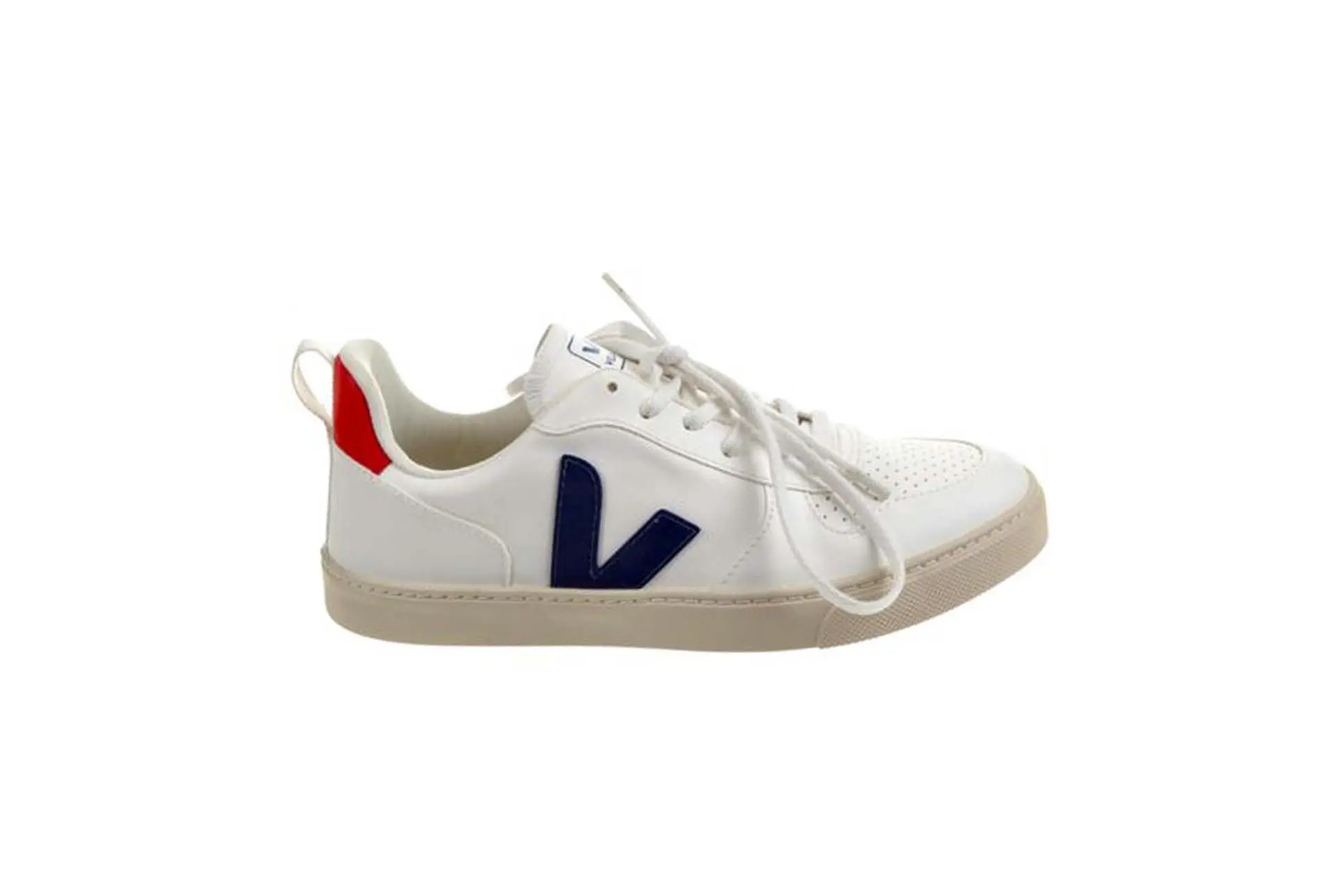 sustainable-white-shoes.jpg