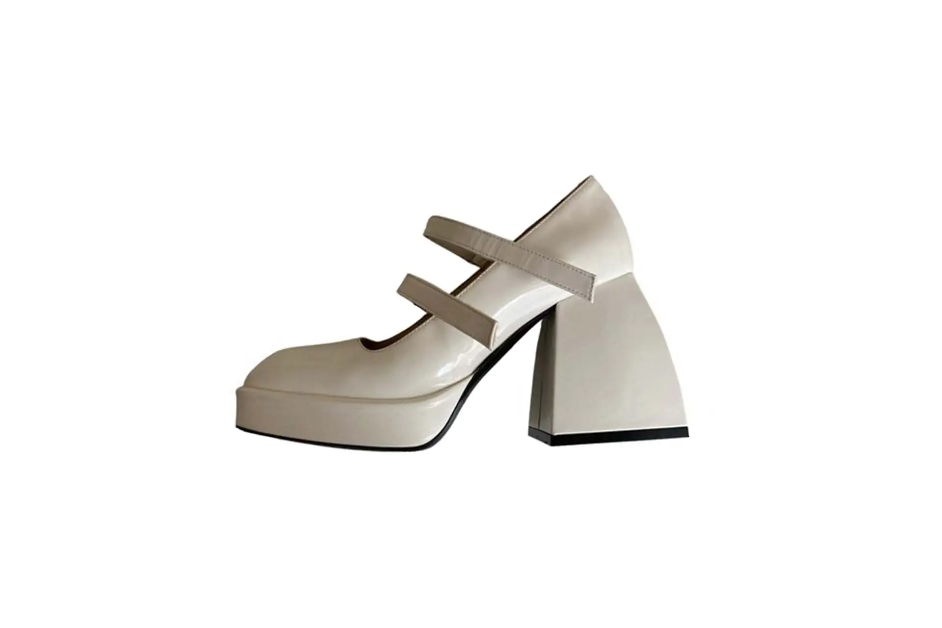 thick-heeled-white-shoe.jpg