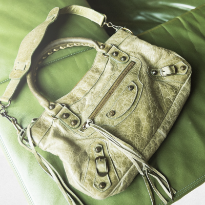 The 8 vintage bags on our Vestiaire Collective wish list