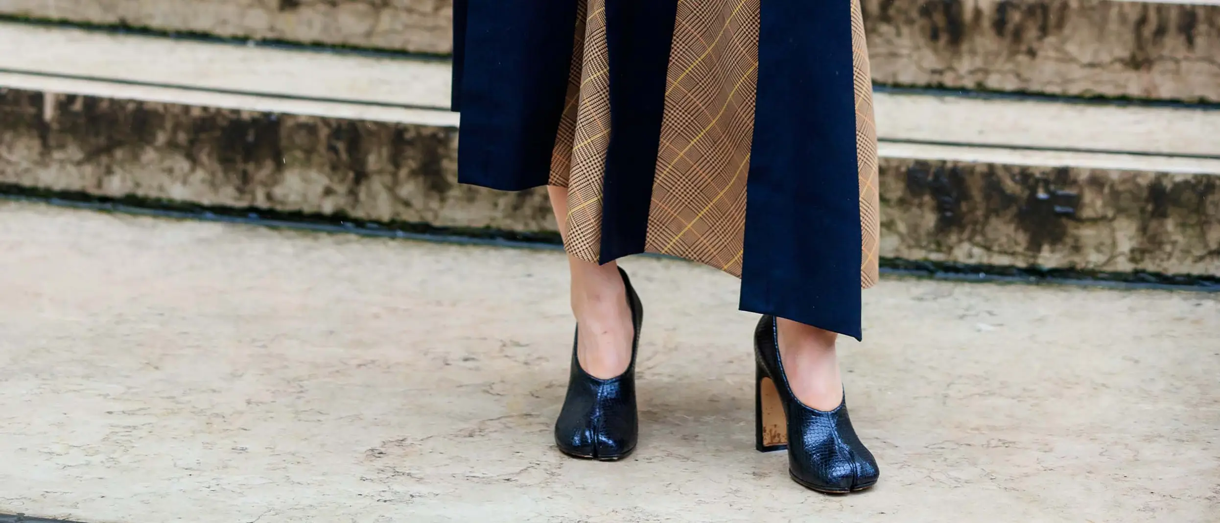 vintage-black-heels.jpg