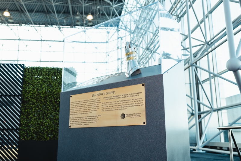 Awards_Case_showing_plaque.jpg