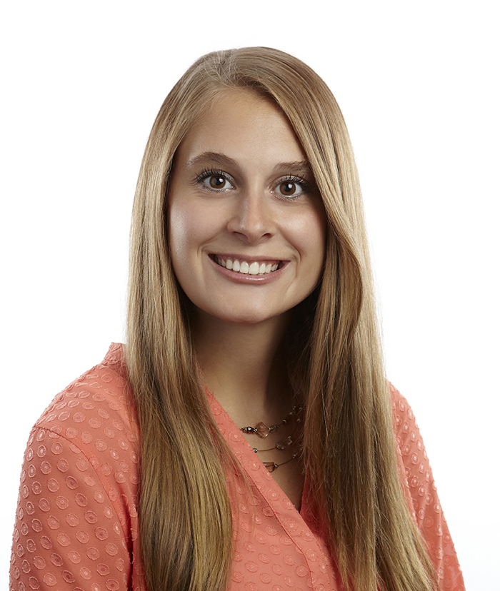 Picture of Sarah Rewasiewicz