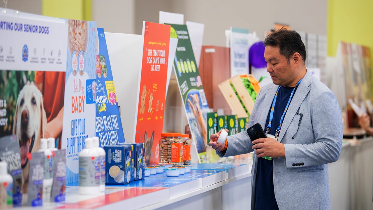 SUPERZOO_2025_new_products_showcase.jpg SUPERZOO_2025_new_products_showcase.jpg