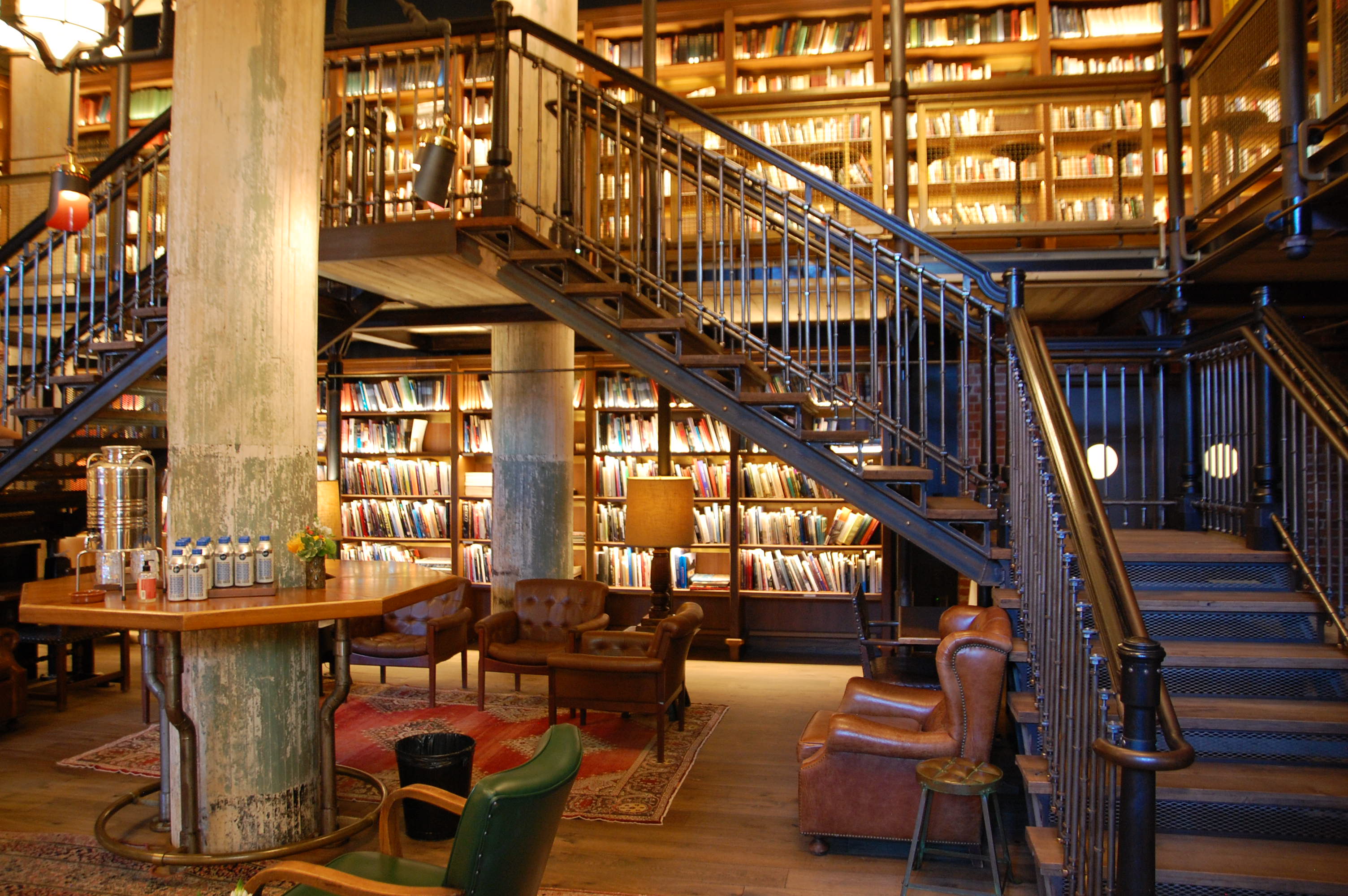 HotelEmma_library.jpg