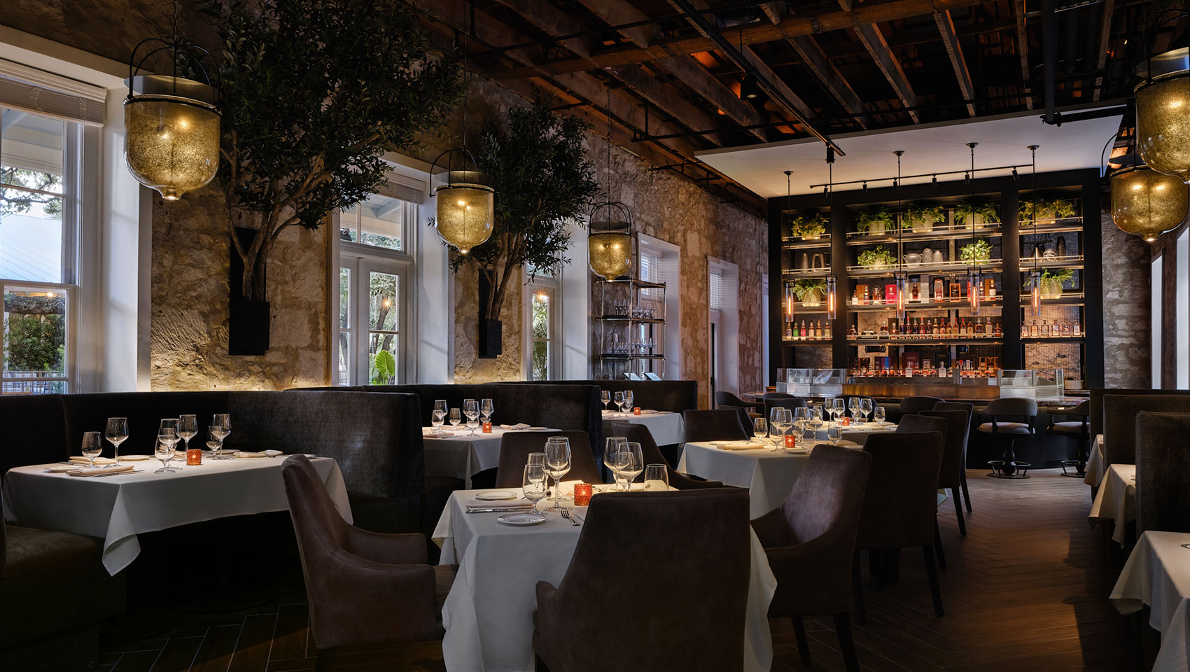kimpton santo dean-s-steak-seafood-dining-room-2-b94bbaae.jpg