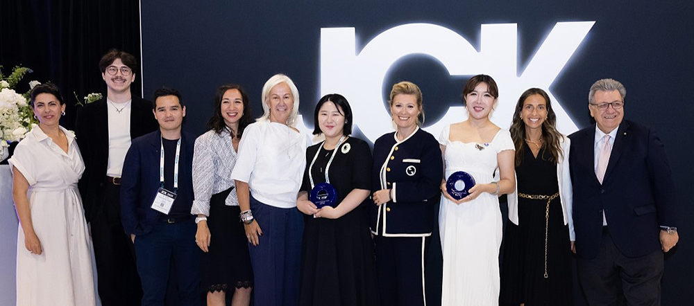 JCK25-KeringAward.jpg