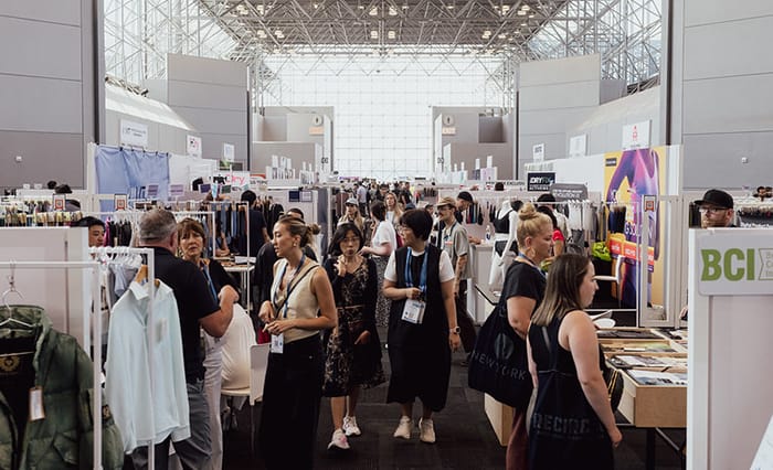 Functional_Fabric_Fair_NYC_showfloor_0.jpg Functional_Fabric_Fair_NYC_showfloor_0.jpg