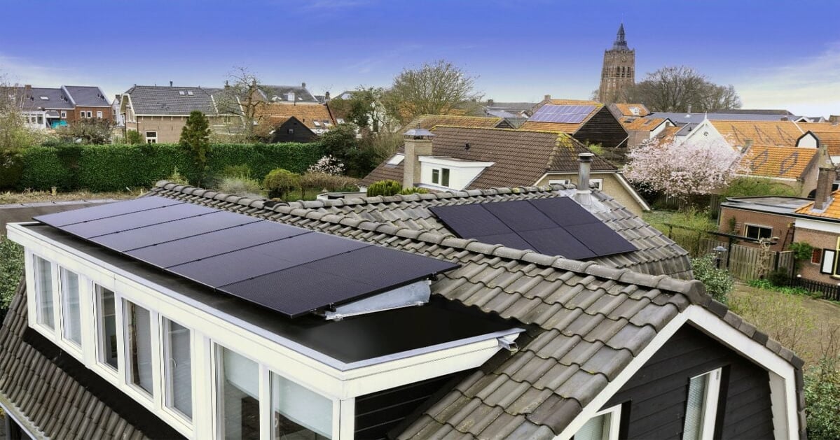 Labour aims for solar ‘rooftop revolution’ despite installation slump