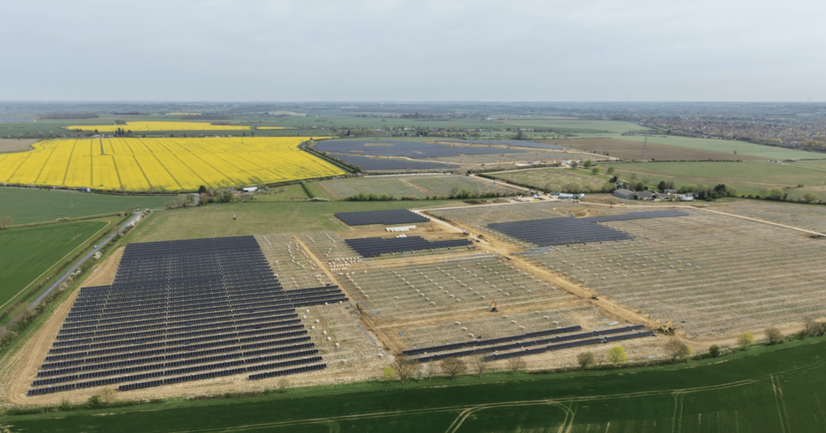 SmartestEnergy and AGR sign PPAs for solar, storage projects