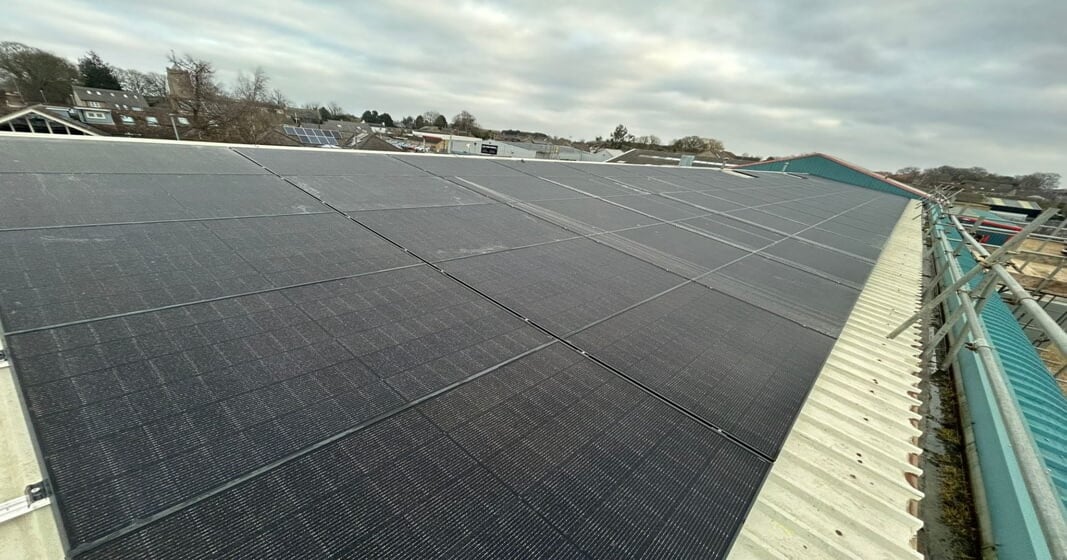 Cambridgeshire Nissan dealership installs 76kW solar array - Solar ...