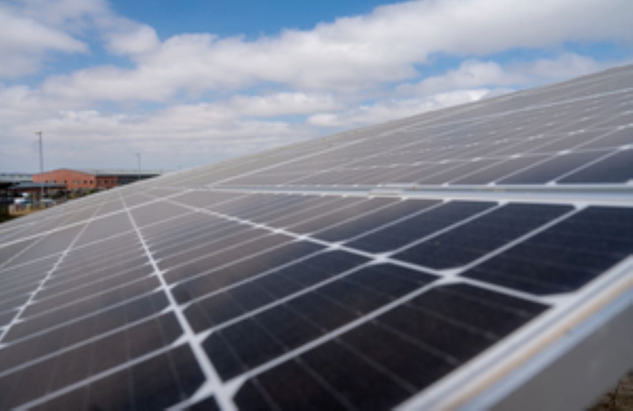 Hintergen InterGen moves into new ownership as CREDITAS enters UK market - Solar ...