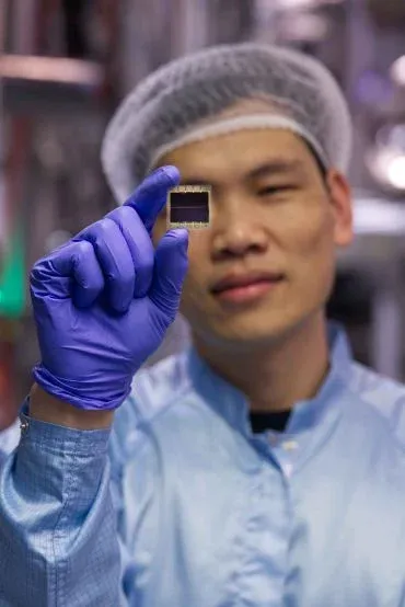 Dr-Shuaifeng-Hu-Image-Oxford-University.webp Dr-Shuaifeng-Hu-Image-Oxford-University.webp