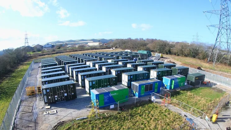 Adaptogen closes storage fund, acquires 100MW BESS