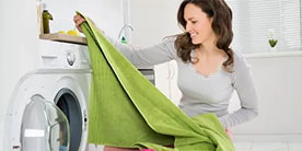 ¿CÓMO EVITAR QUE LA ROPA DESTIÑA EN LA LAVADORA?