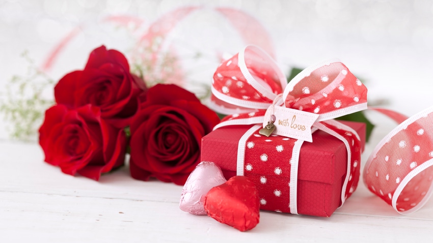 Valentines Gifts, Liliboas, iStock / Getty Images Plus